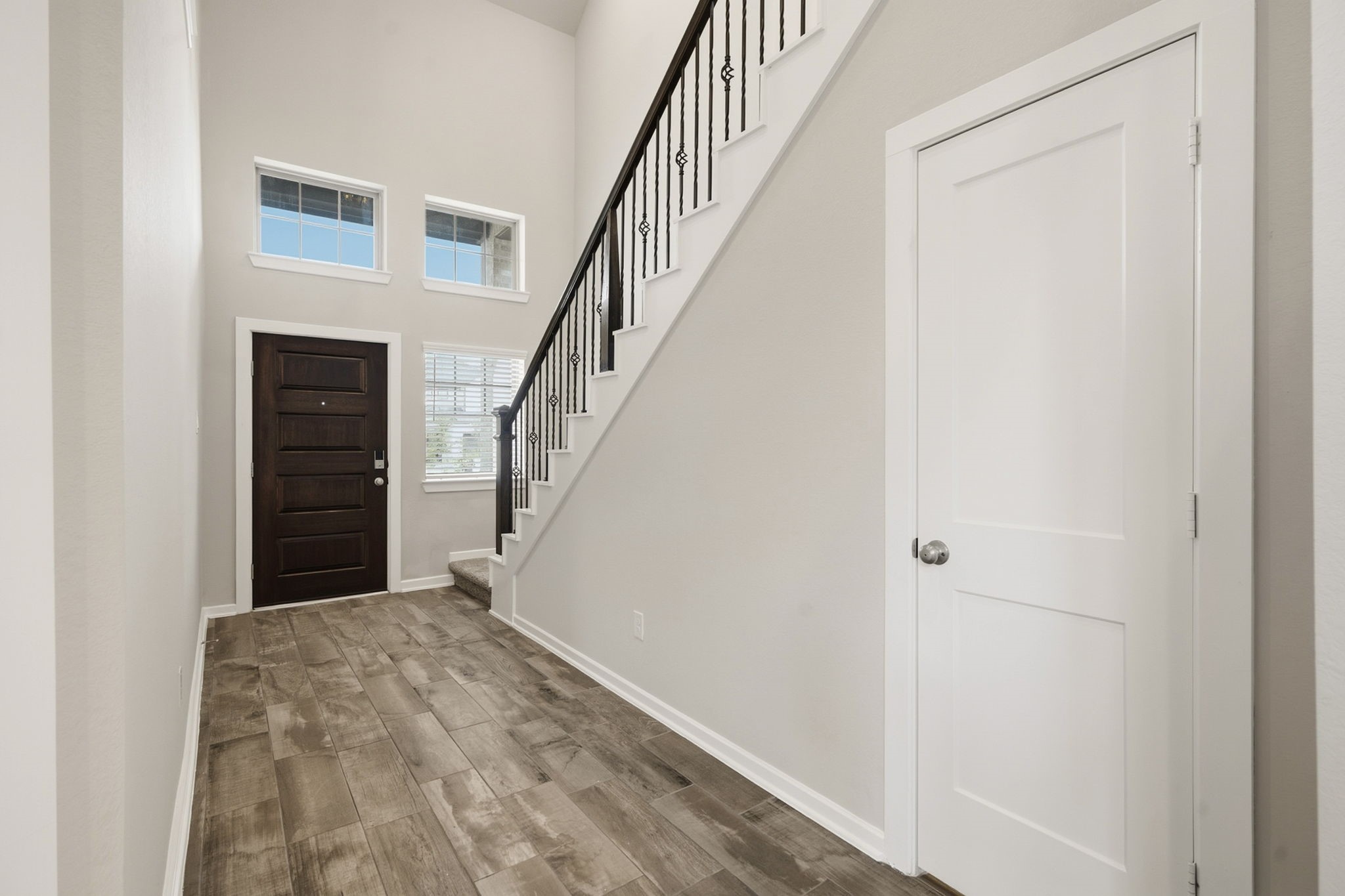 31131 Balsam Hawk Lane Property Photo 5