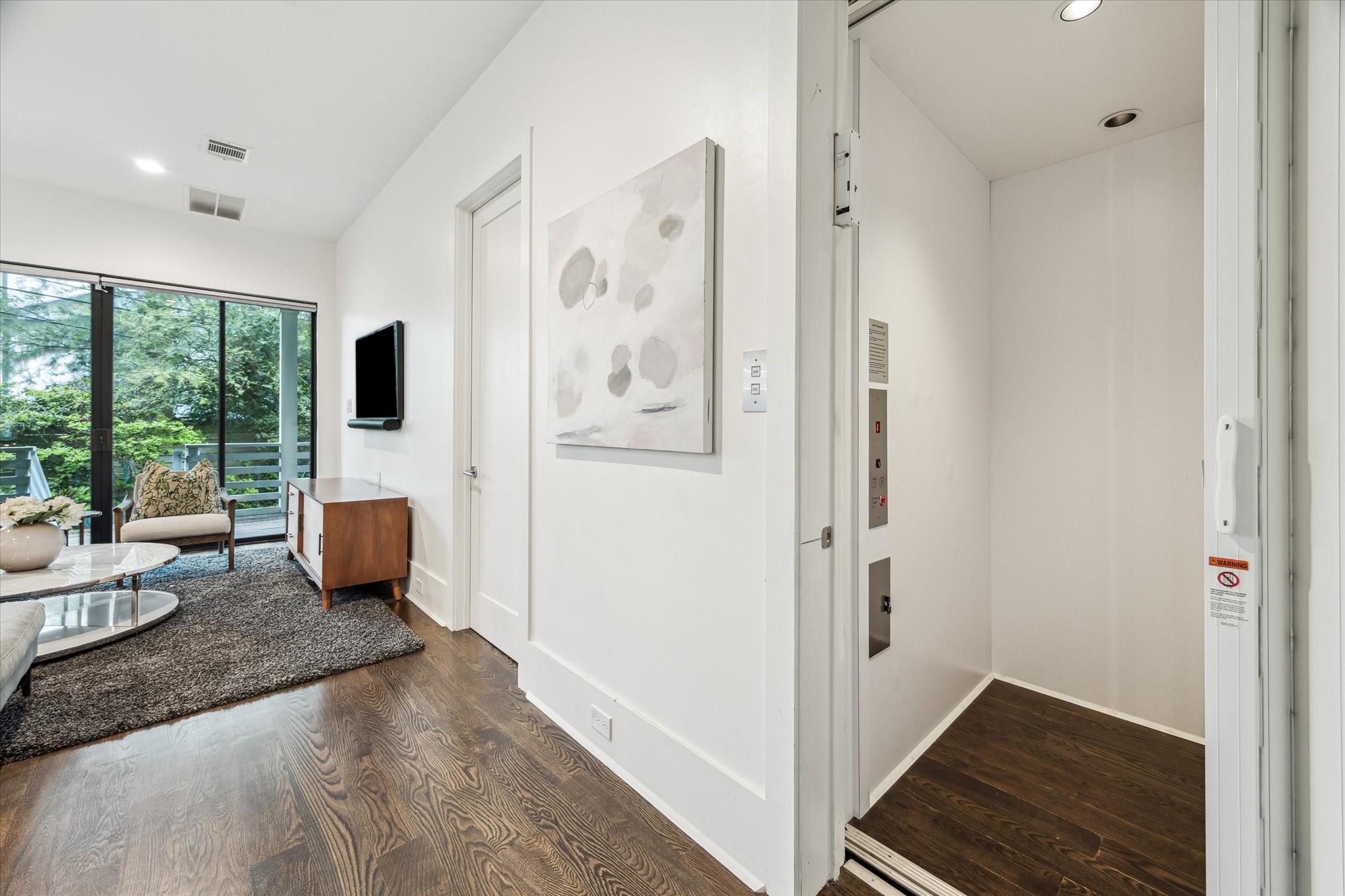 1010 Waltway Drive Property Photo 18