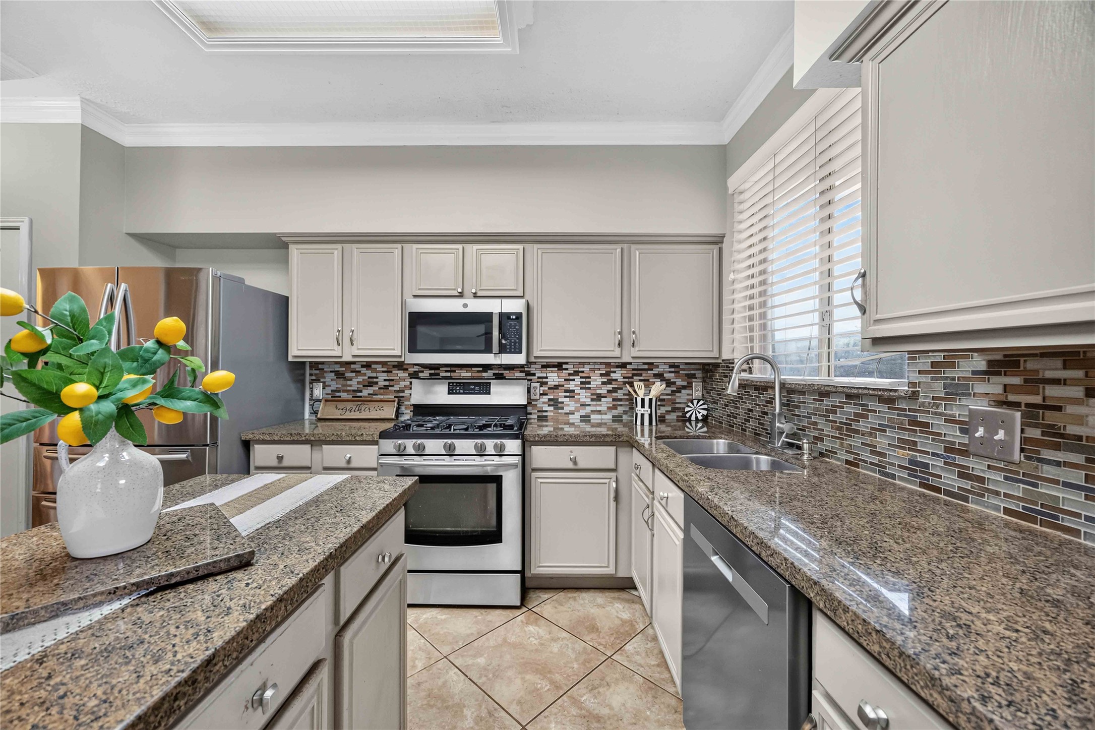 11618 Peachwood Lake Drive Property Photo 1