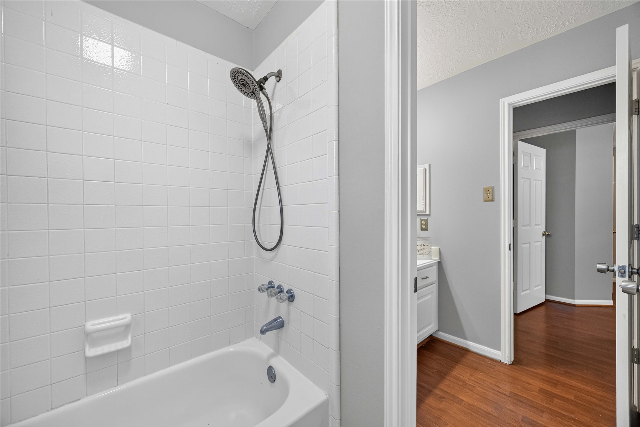 11618 Peachwood Lake Drive Property Photo 26