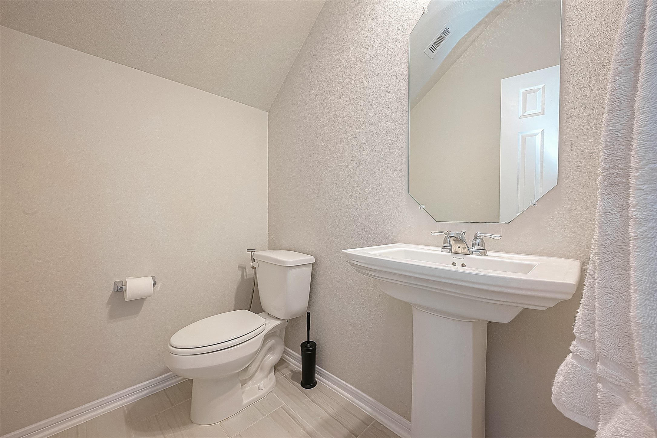 20607 Enrique Drive Property Photo 20