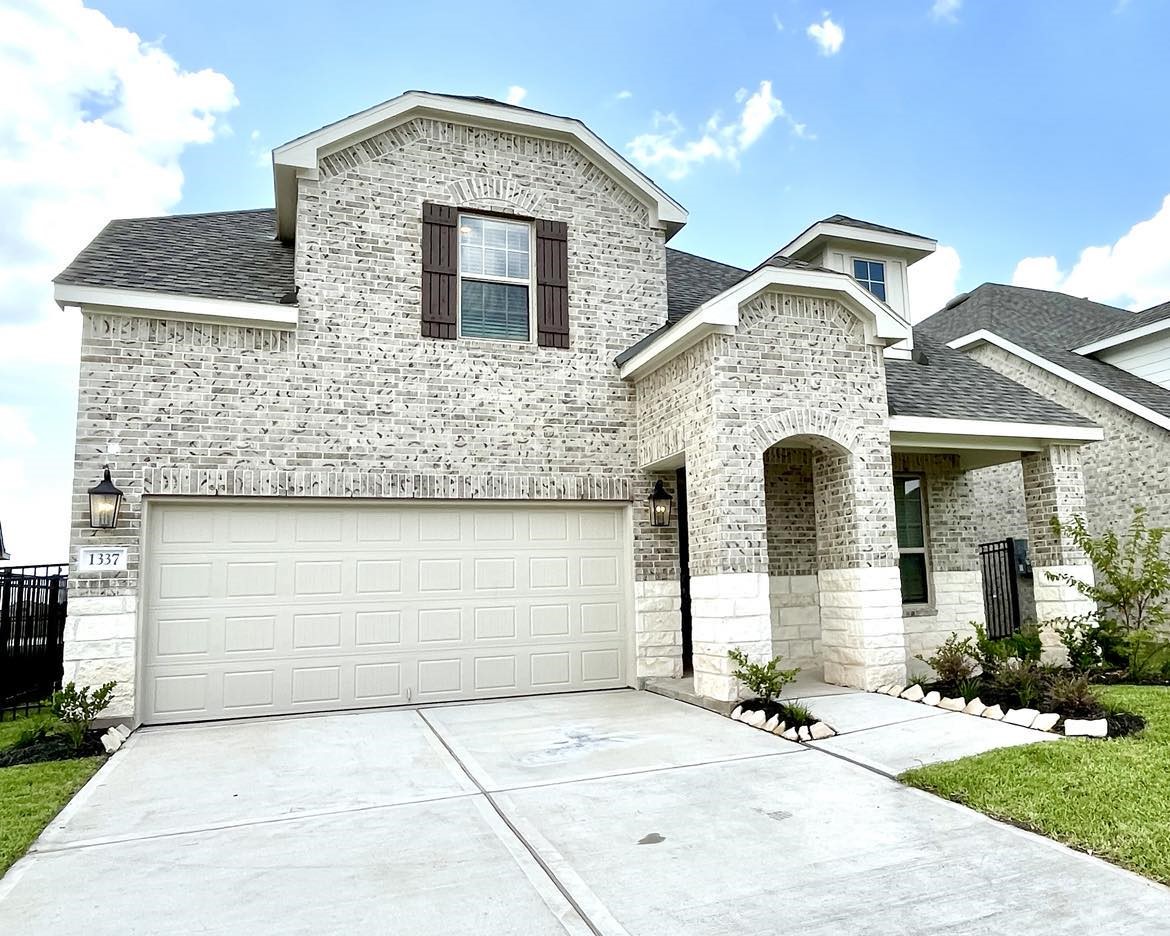 1337 Grass Bend Dr Property Photo 1