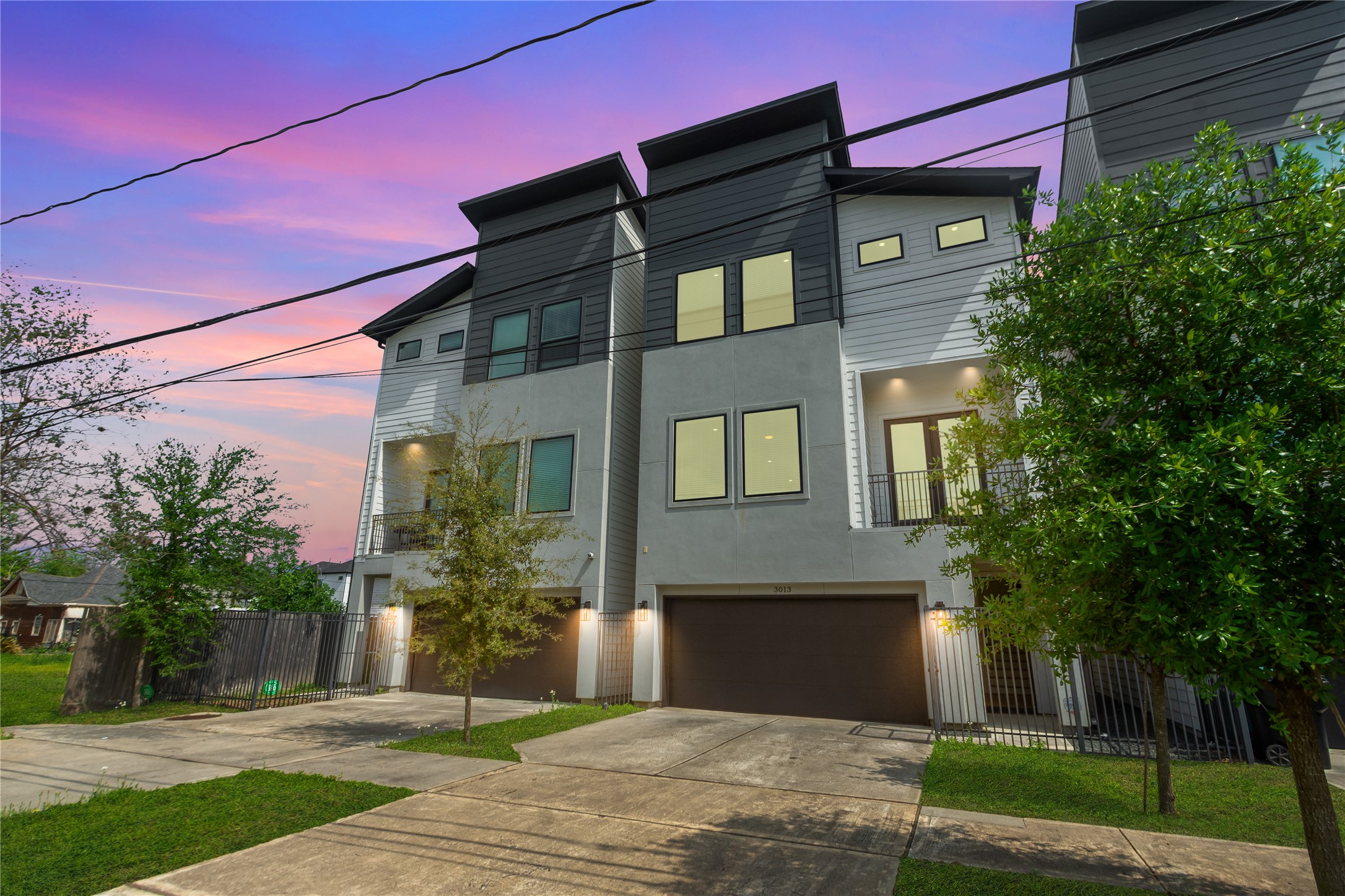 3013 Nagle Street Property Photo 4