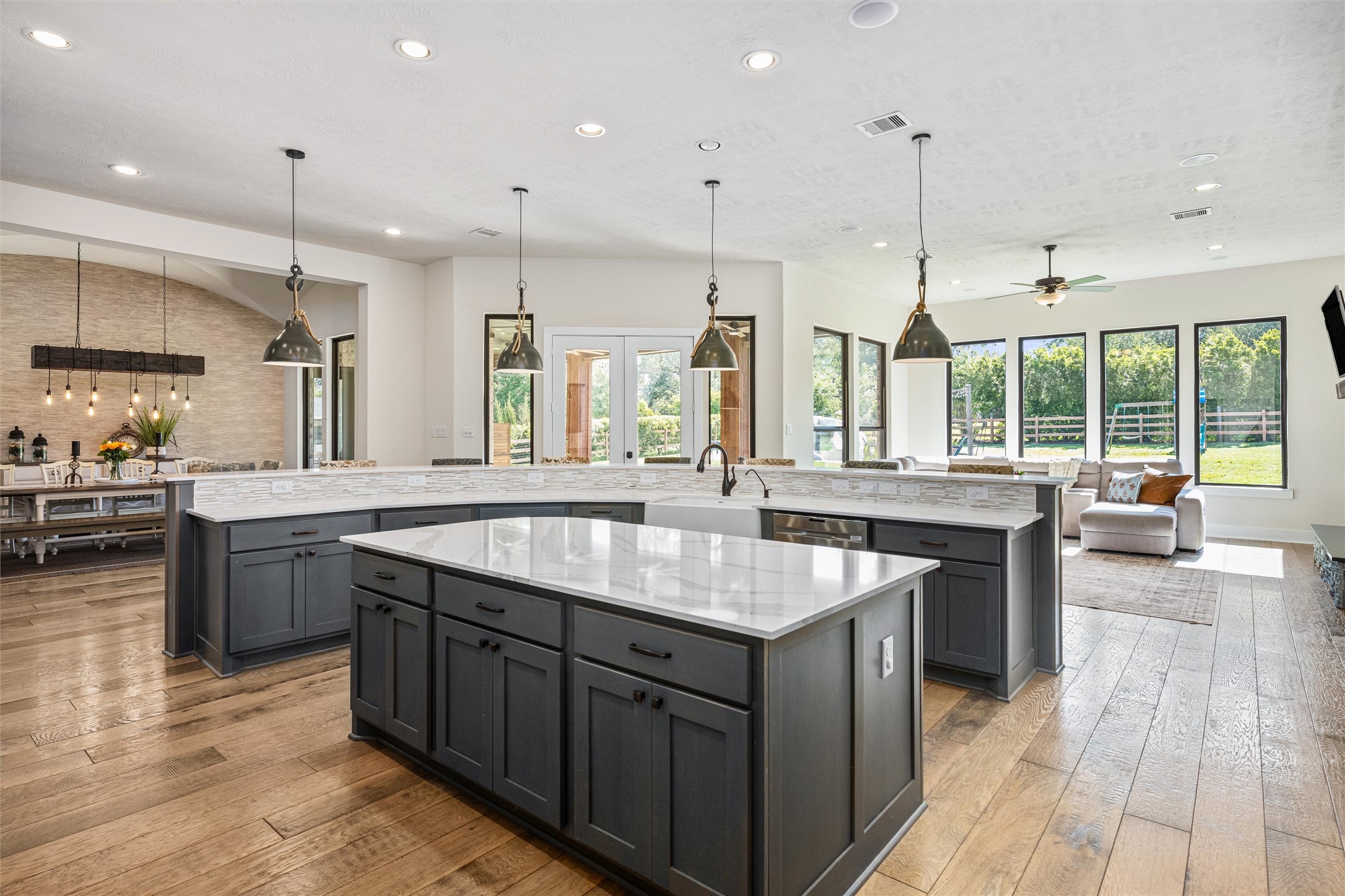 8526 Blue Ridge Trail Property Photo 10