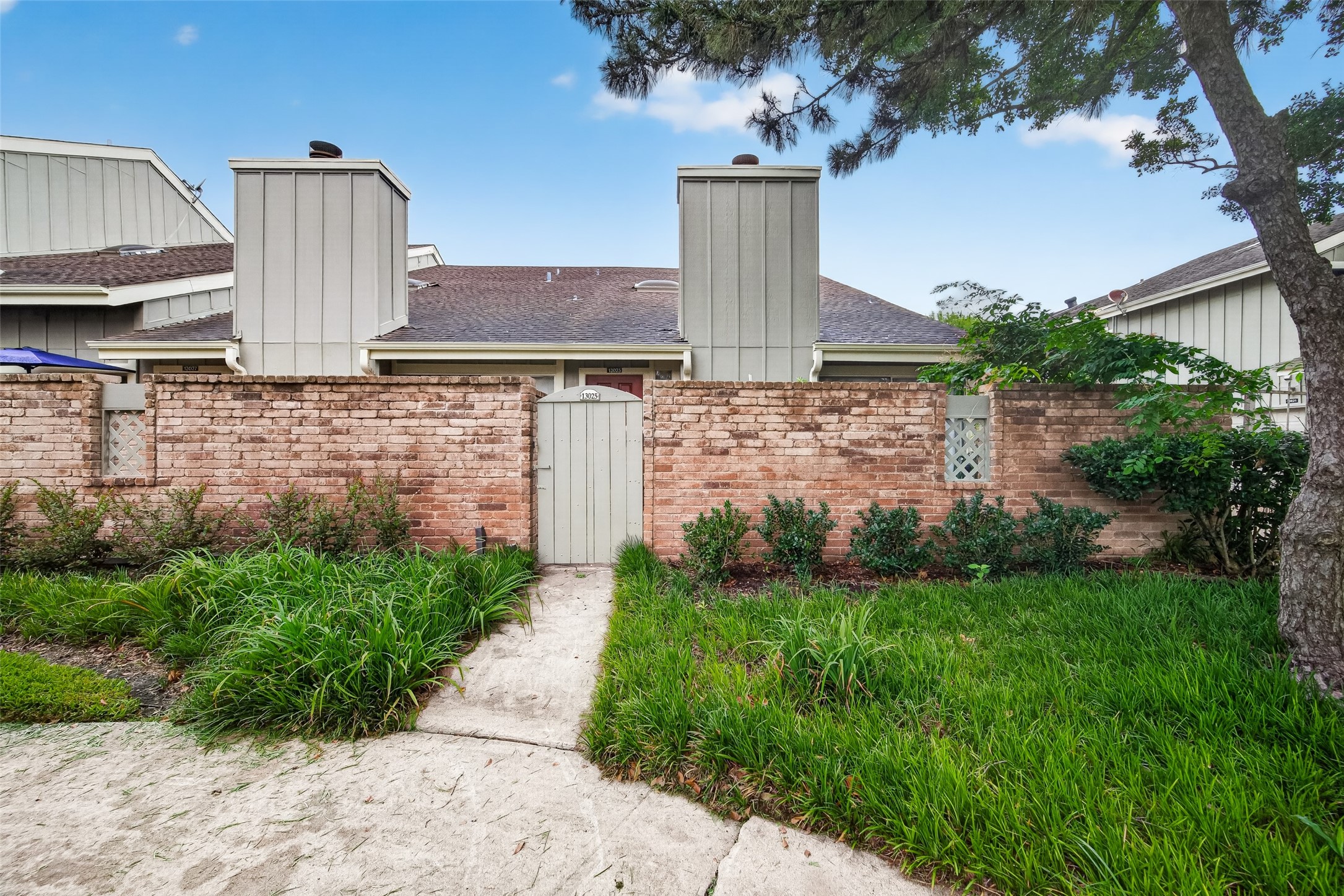 13025 Leader Street Property Photo 4