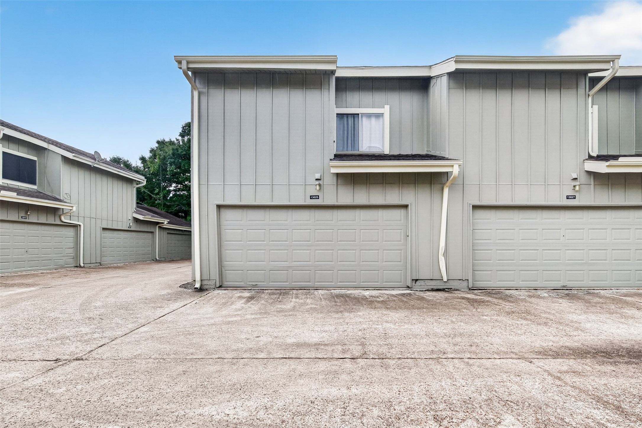 13025 Leader Street Property Photo 35