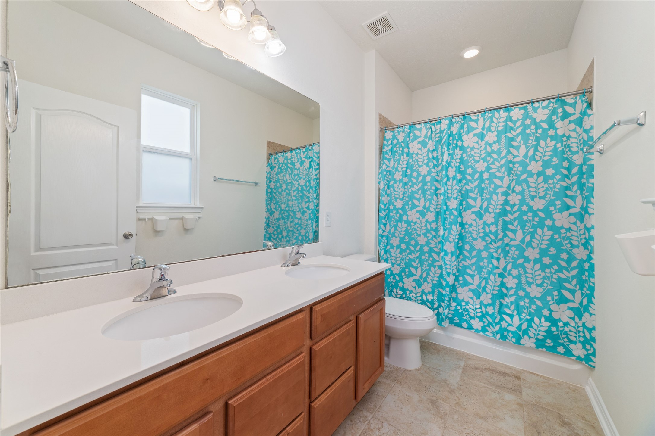16615 Chill Brook Drive Property Photo 12
