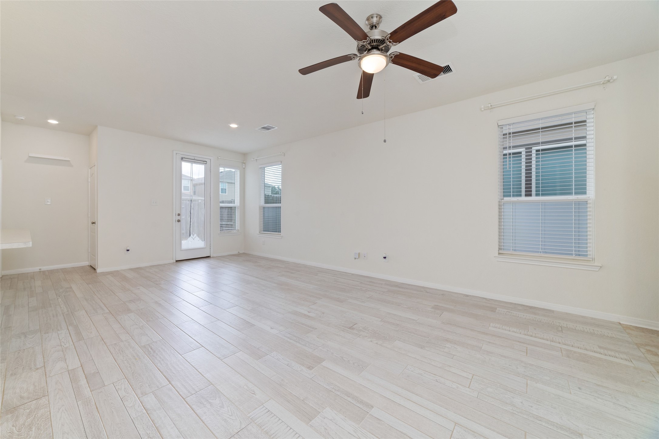 16615 Chill Brook Drive Property Photo 13