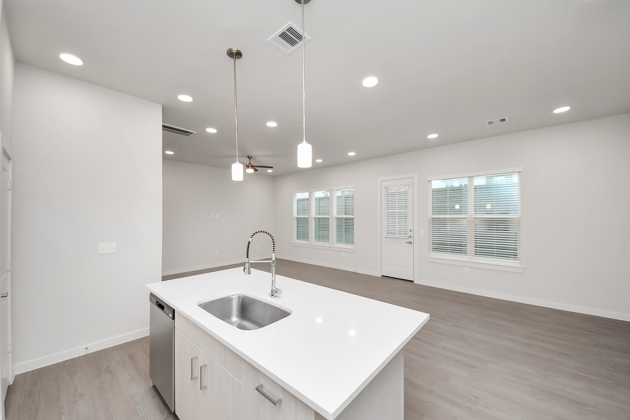 7318 Hadley Meadow Lane Property Photo 10