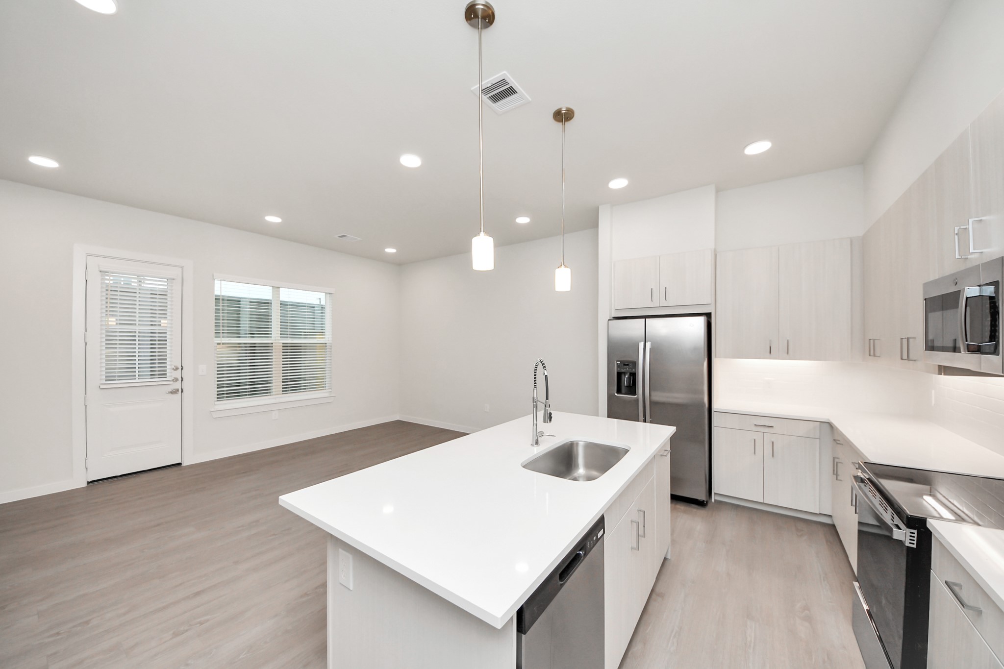 7318 Hadley Meadow Lane Property Photo 11