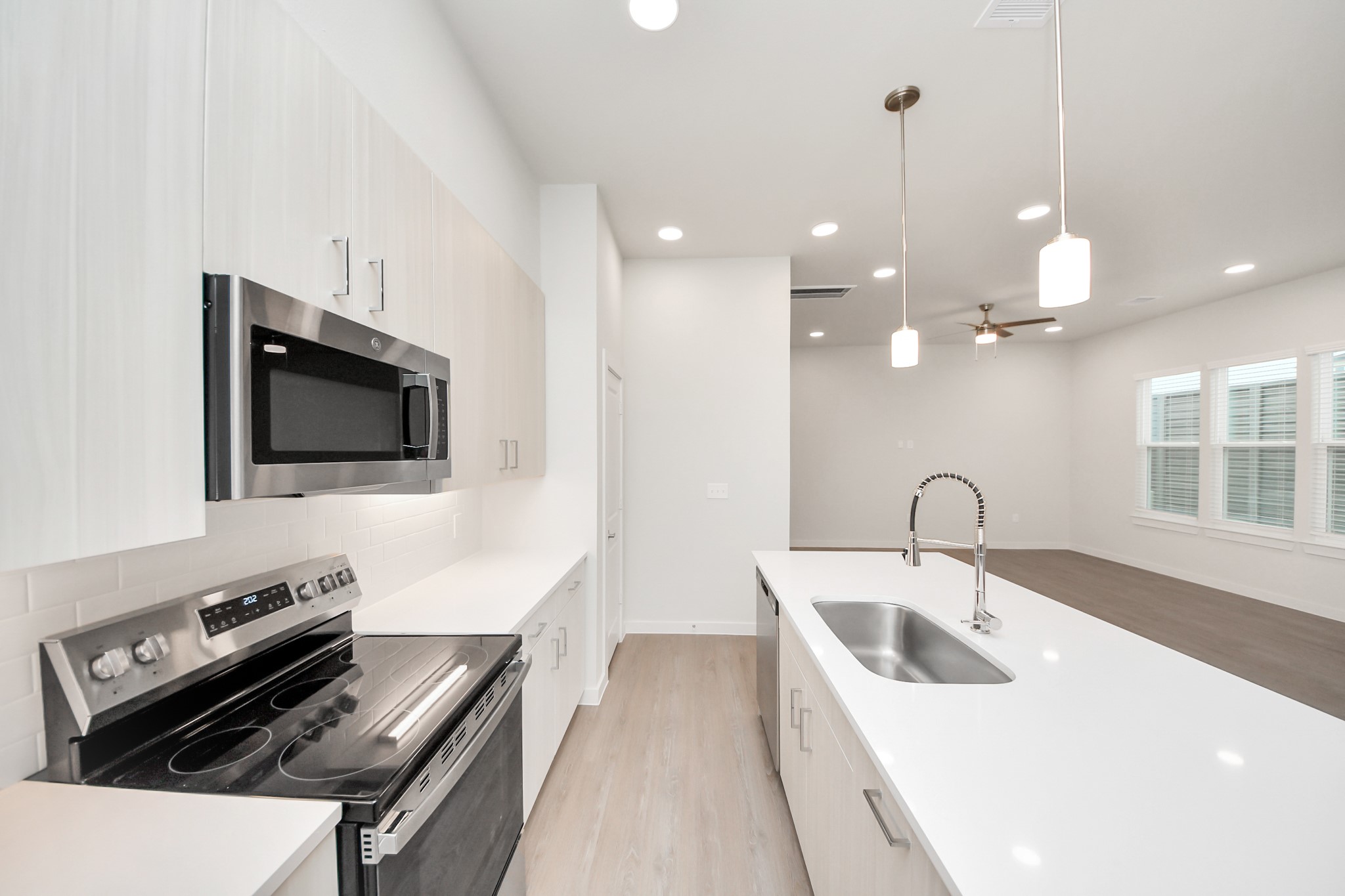 7318 Hadley Meadow Lane Property Photo 16