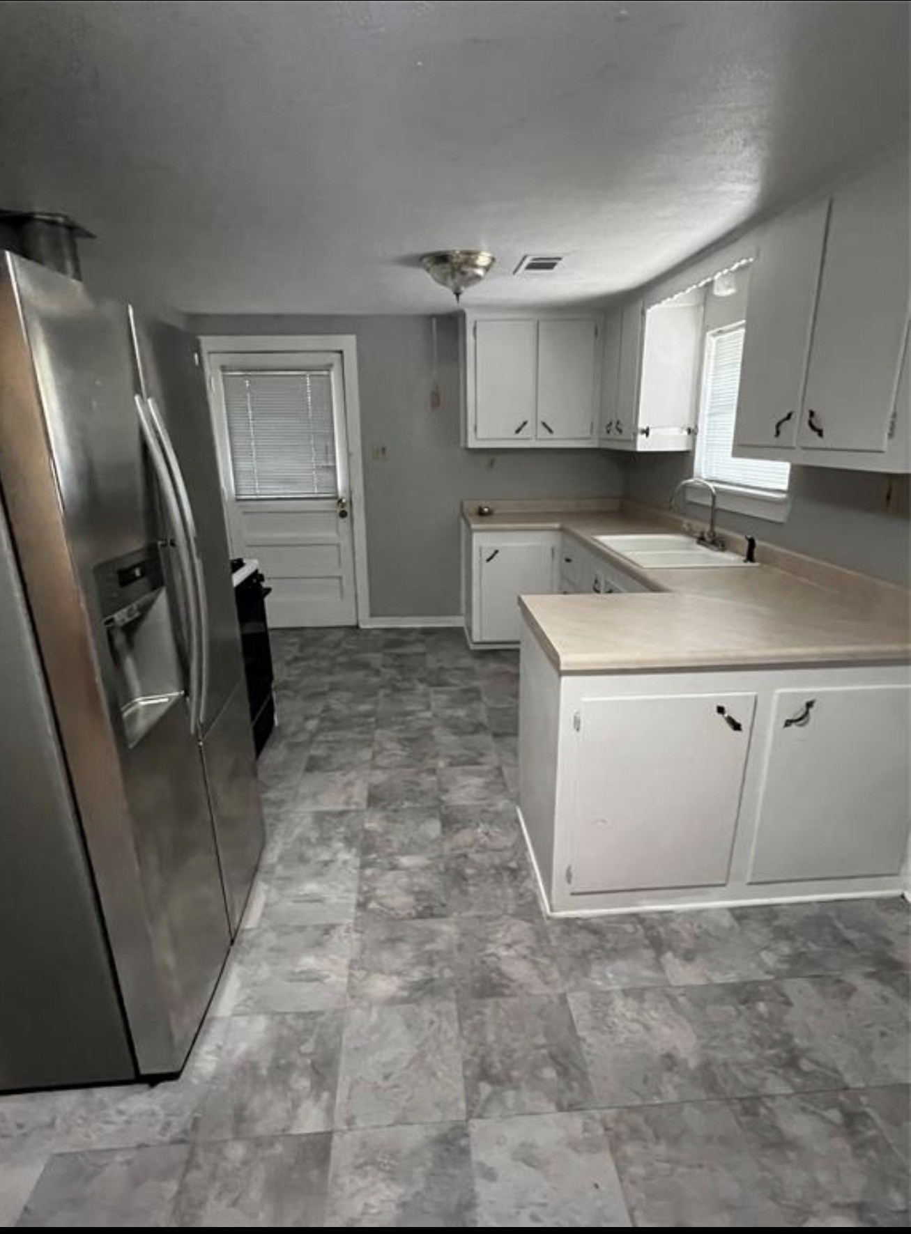 79 Baron Street Property Photo 6