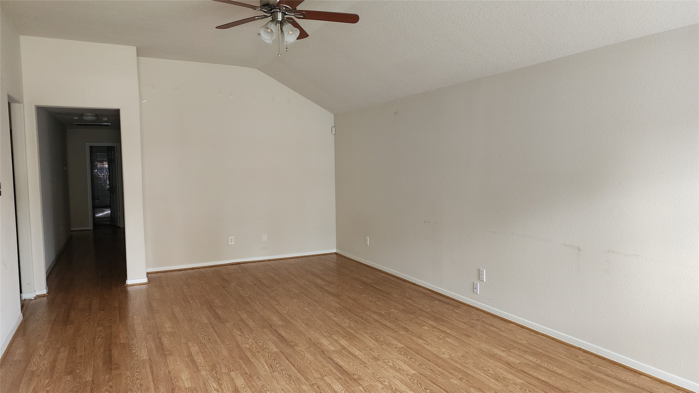 12311 Carriage Oak Circle Property Photo 4