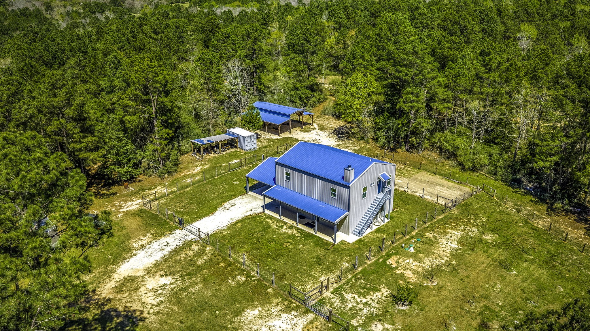 646 County Road 2100 N Property Photo 42
