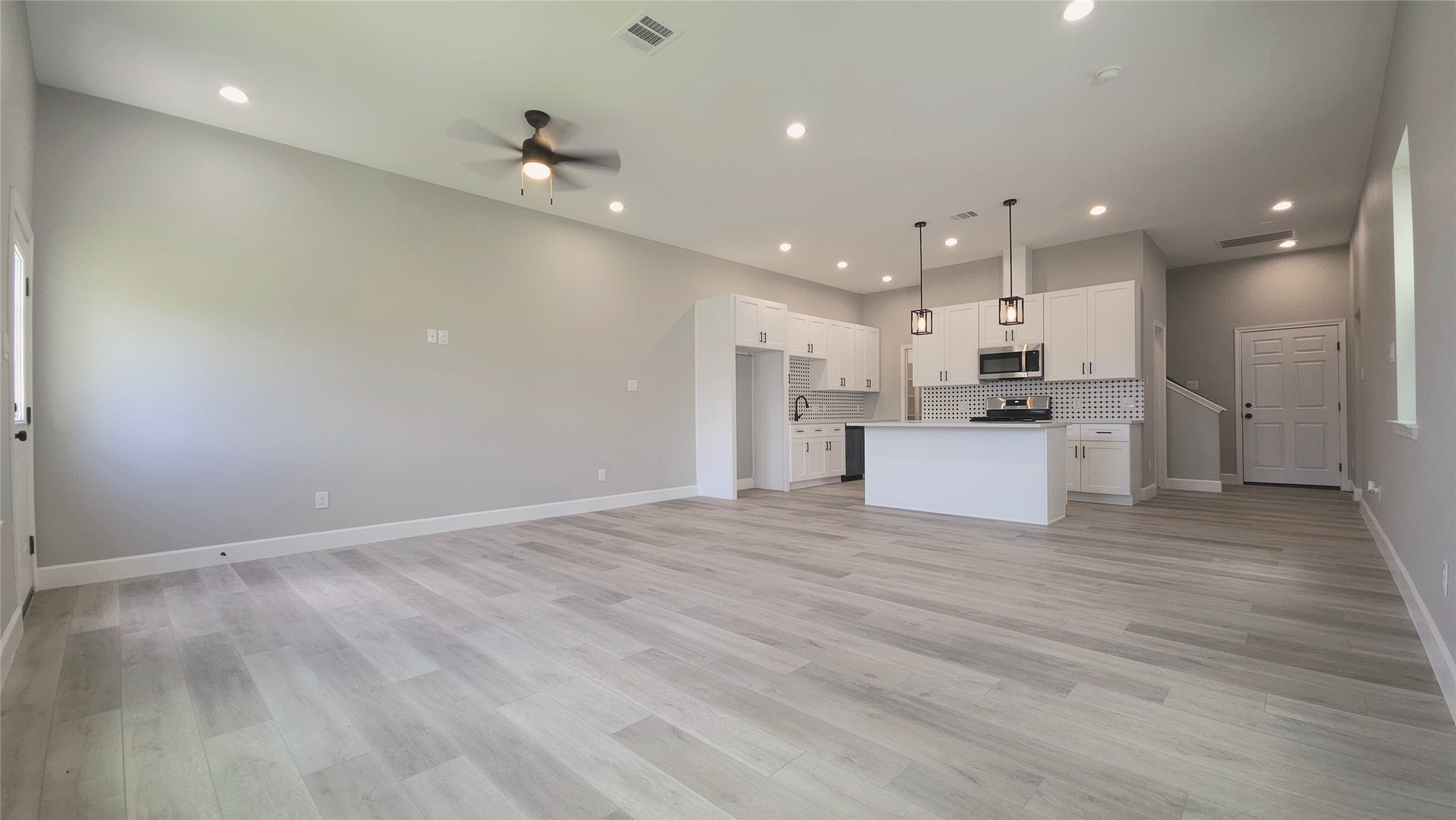 765 Enterprise B Street B Property Photo 5