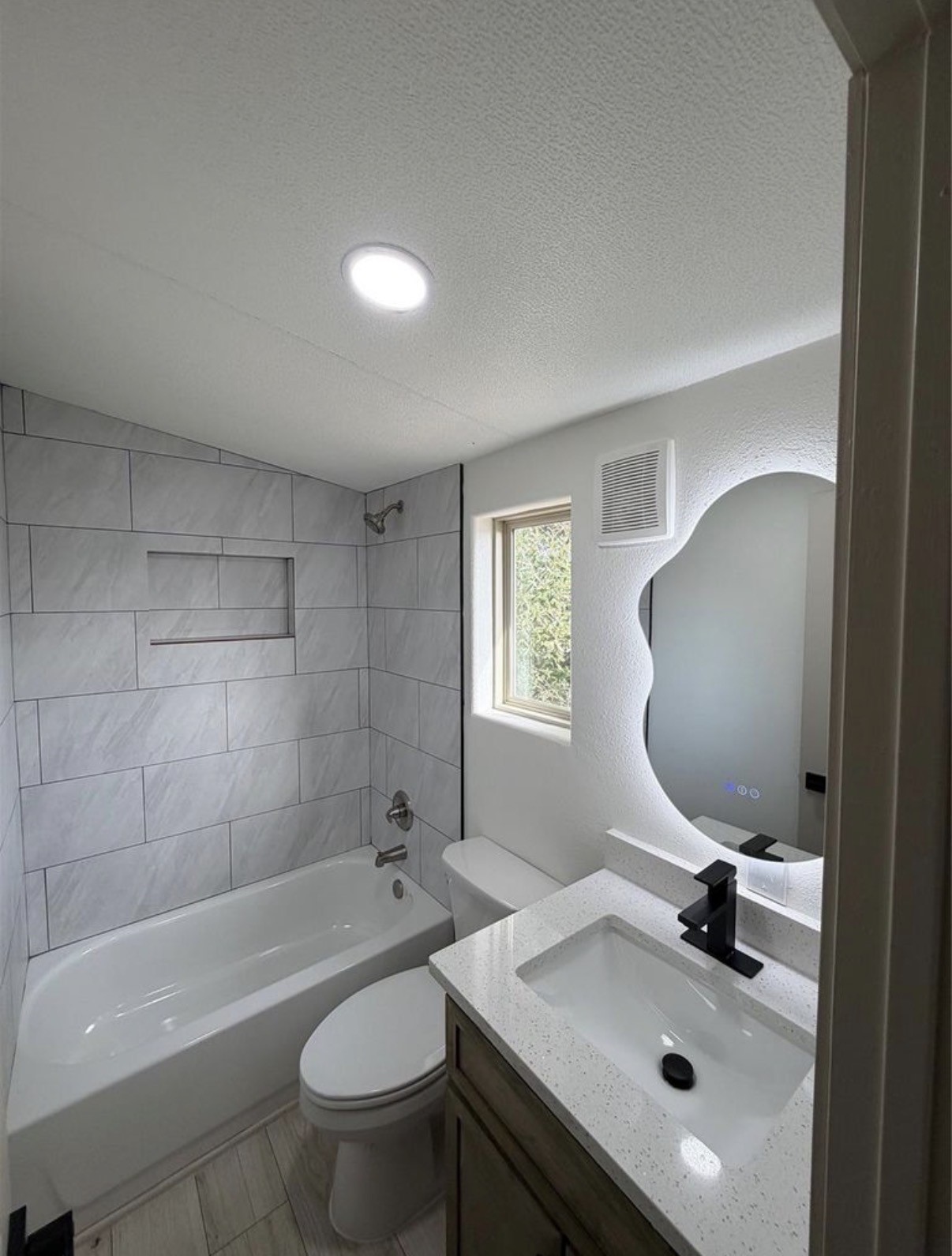 3323 Trefle Rue Property Photo 4