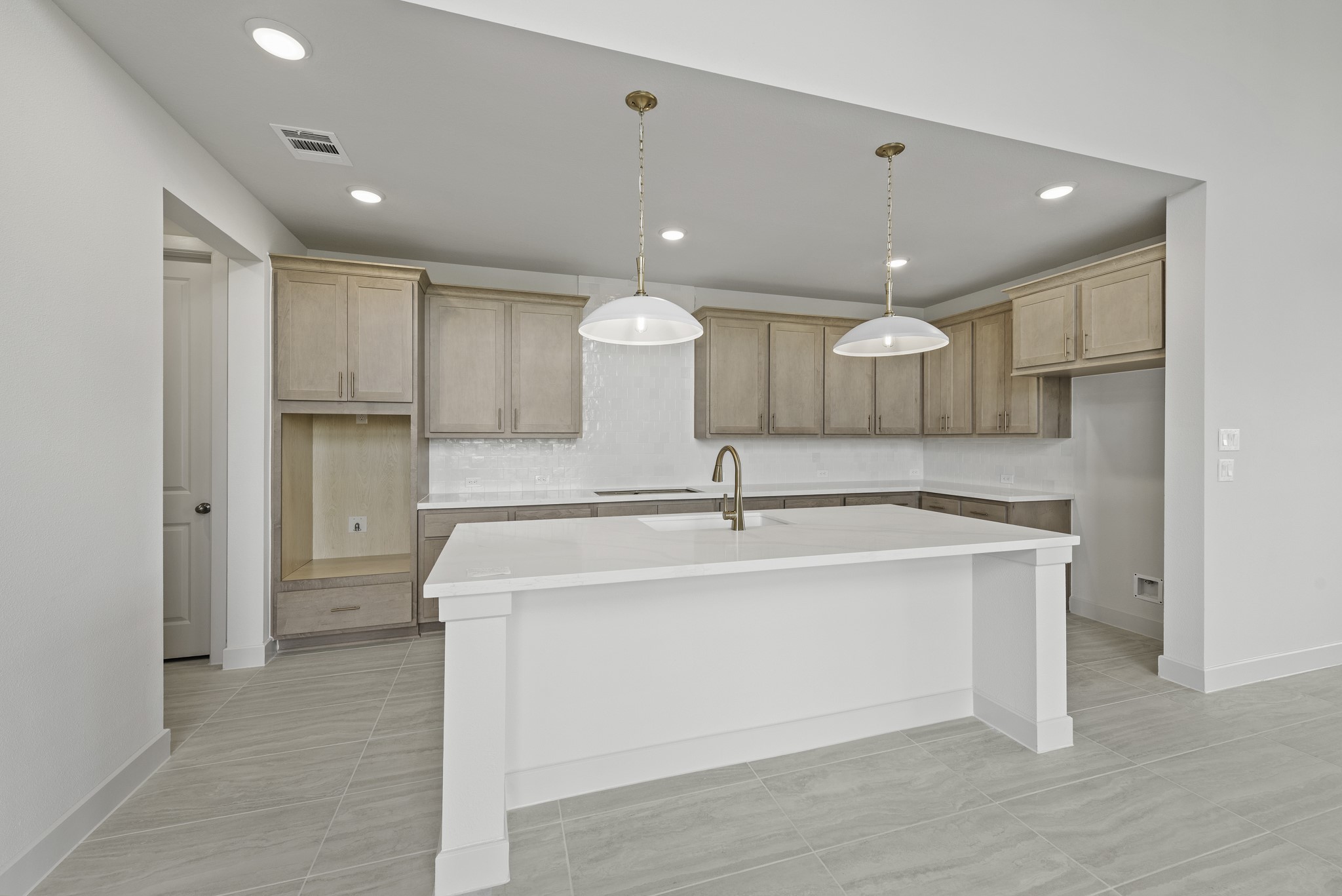 4510 Ruby Garden Court Property Photo 3
