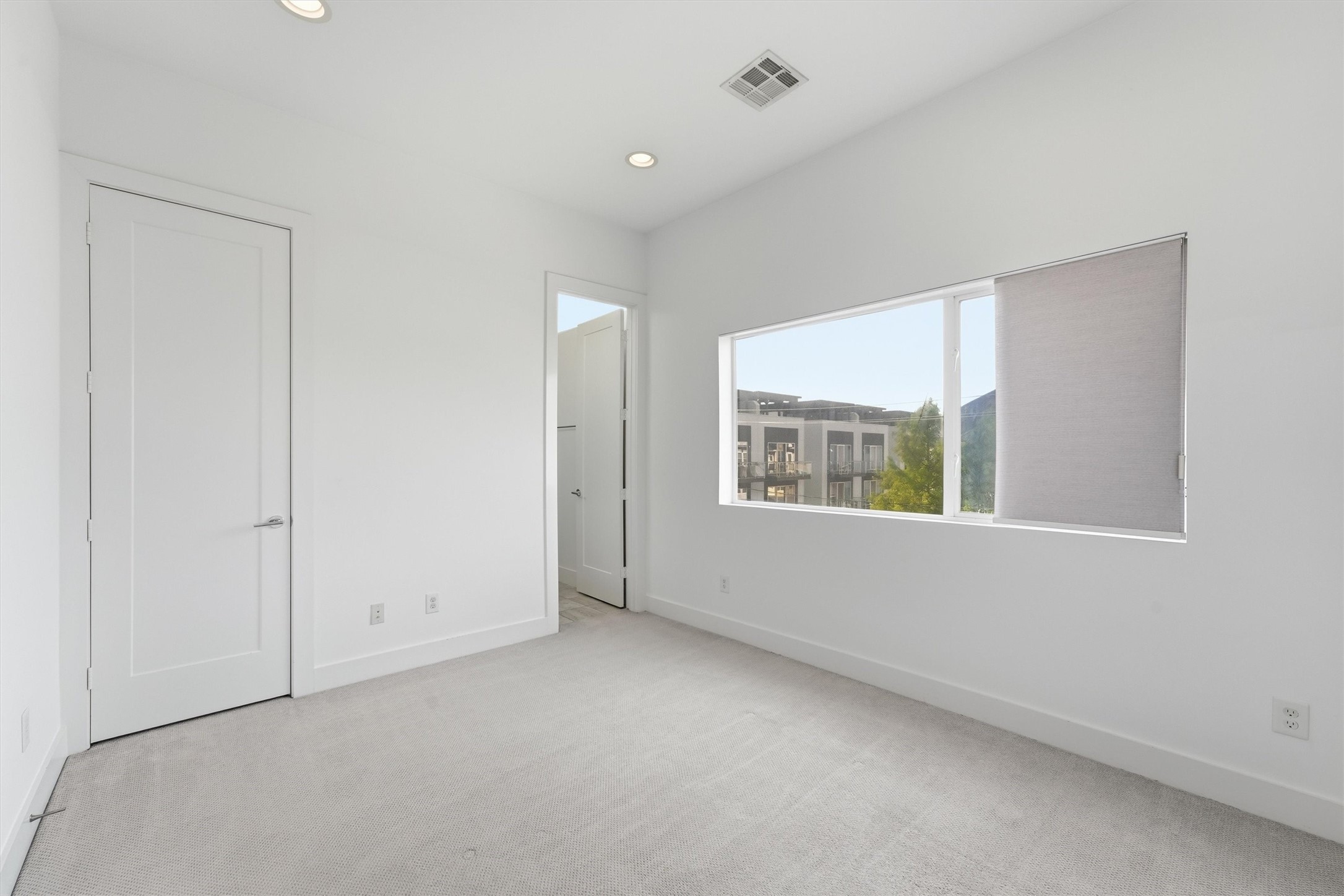 1155 W 17th Street Property Photo 14
