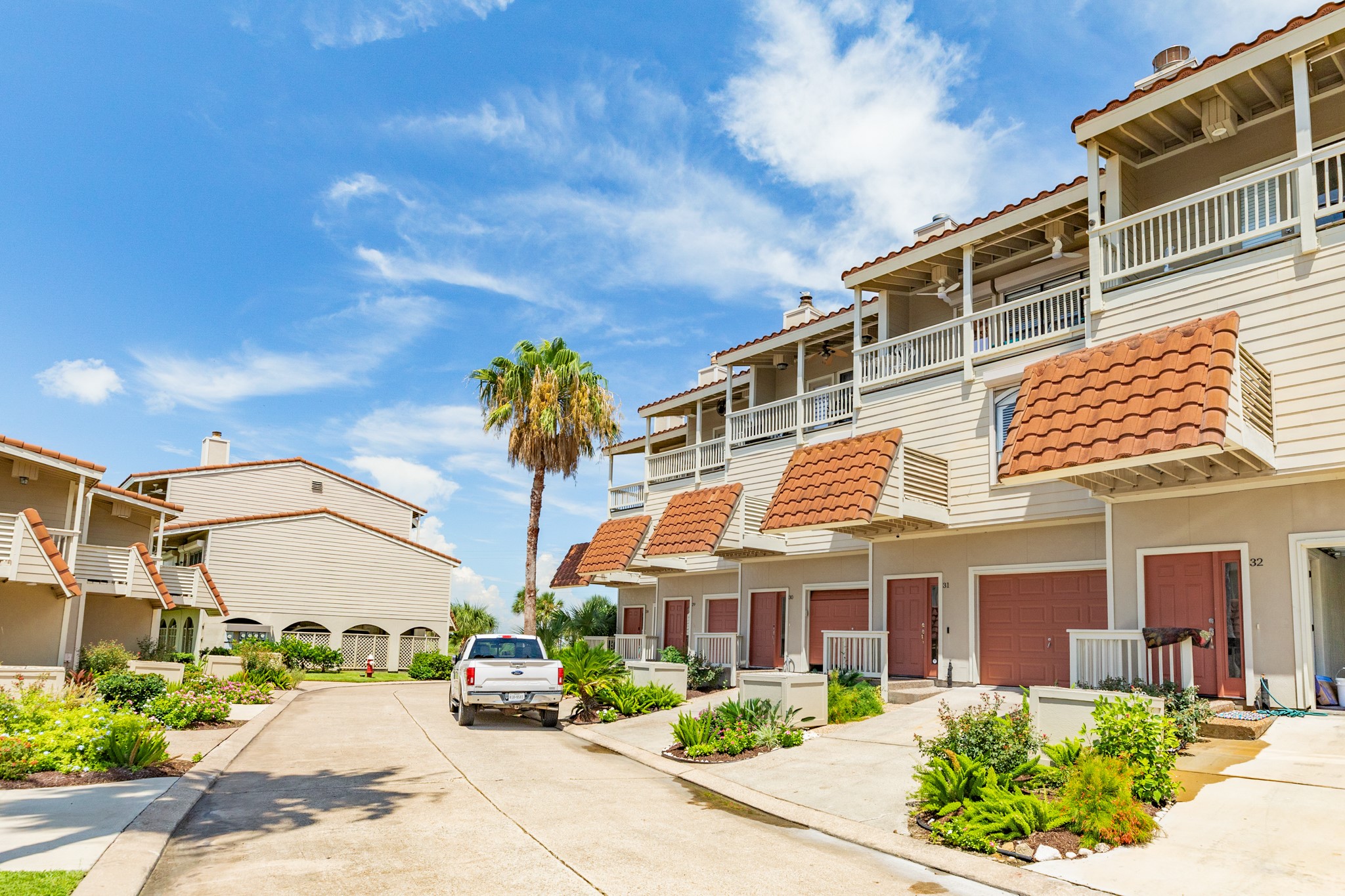 31 Dana Drive Property Photo 2