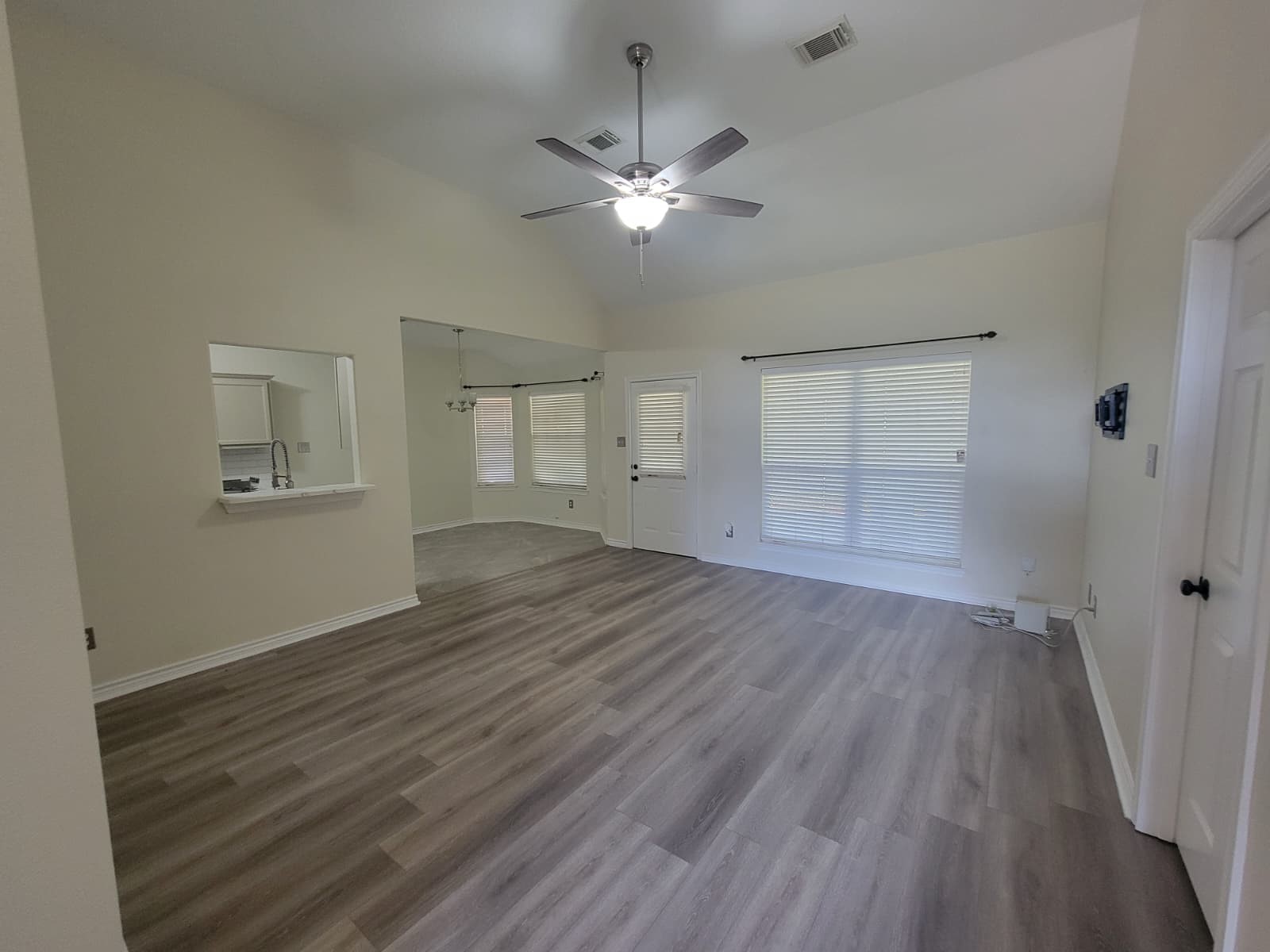 320 Old San Felipe Road Property Photo 9