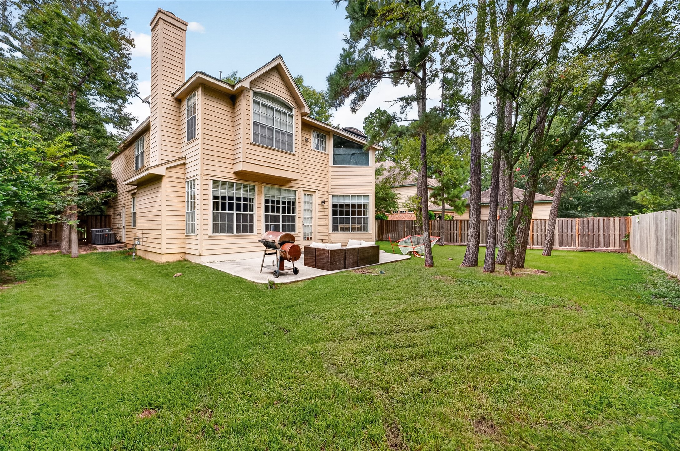 150 Wisteria Walk Circle Property Photo 5