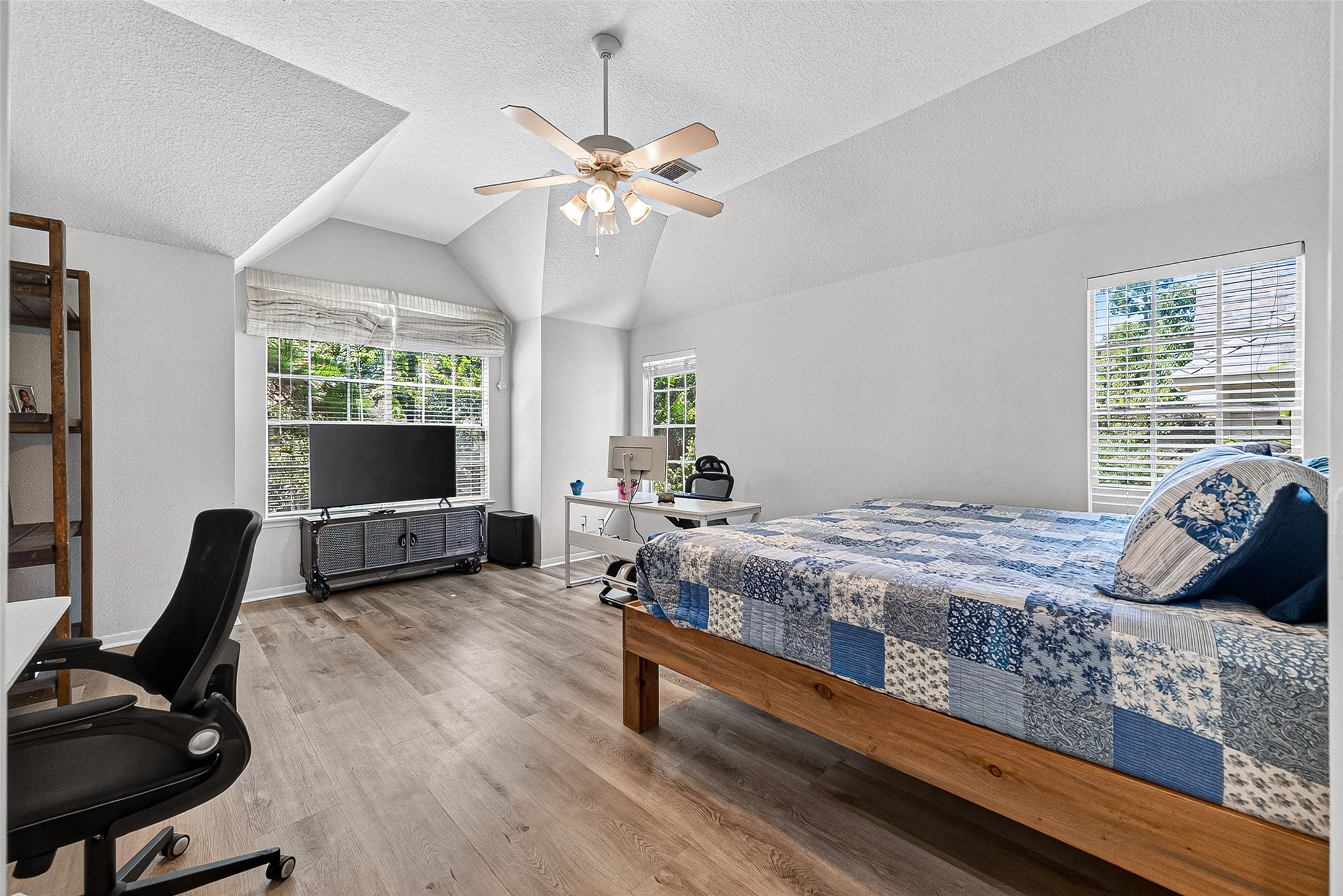 150 Wisteria Walk Circle Property Photo 35