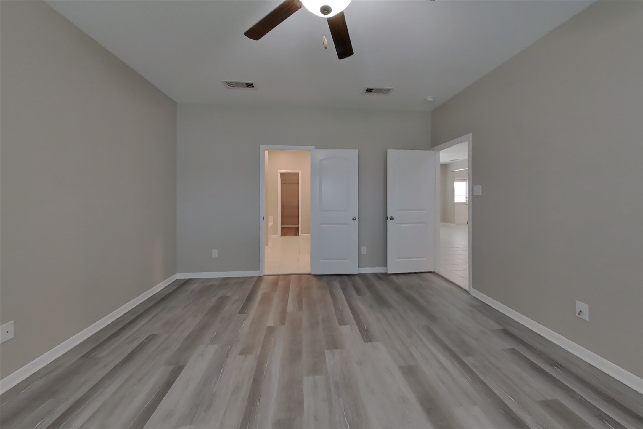 520 Red Dusk Paint Drive Property Photo 7