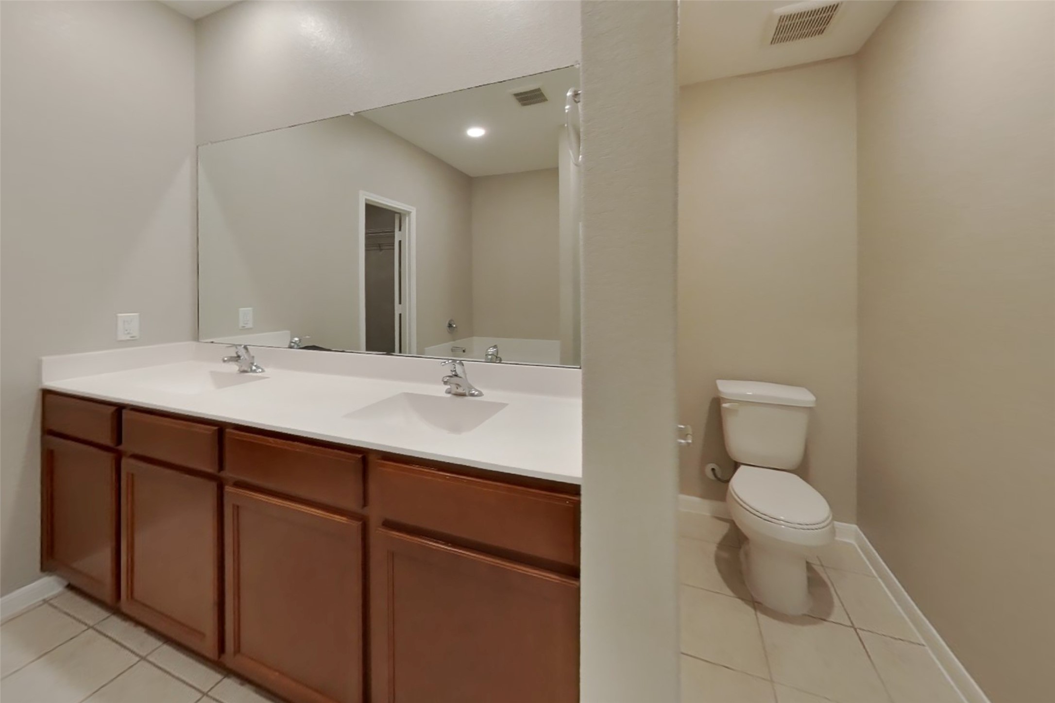 520 Red Dusk Paint Drive Property Photo 9