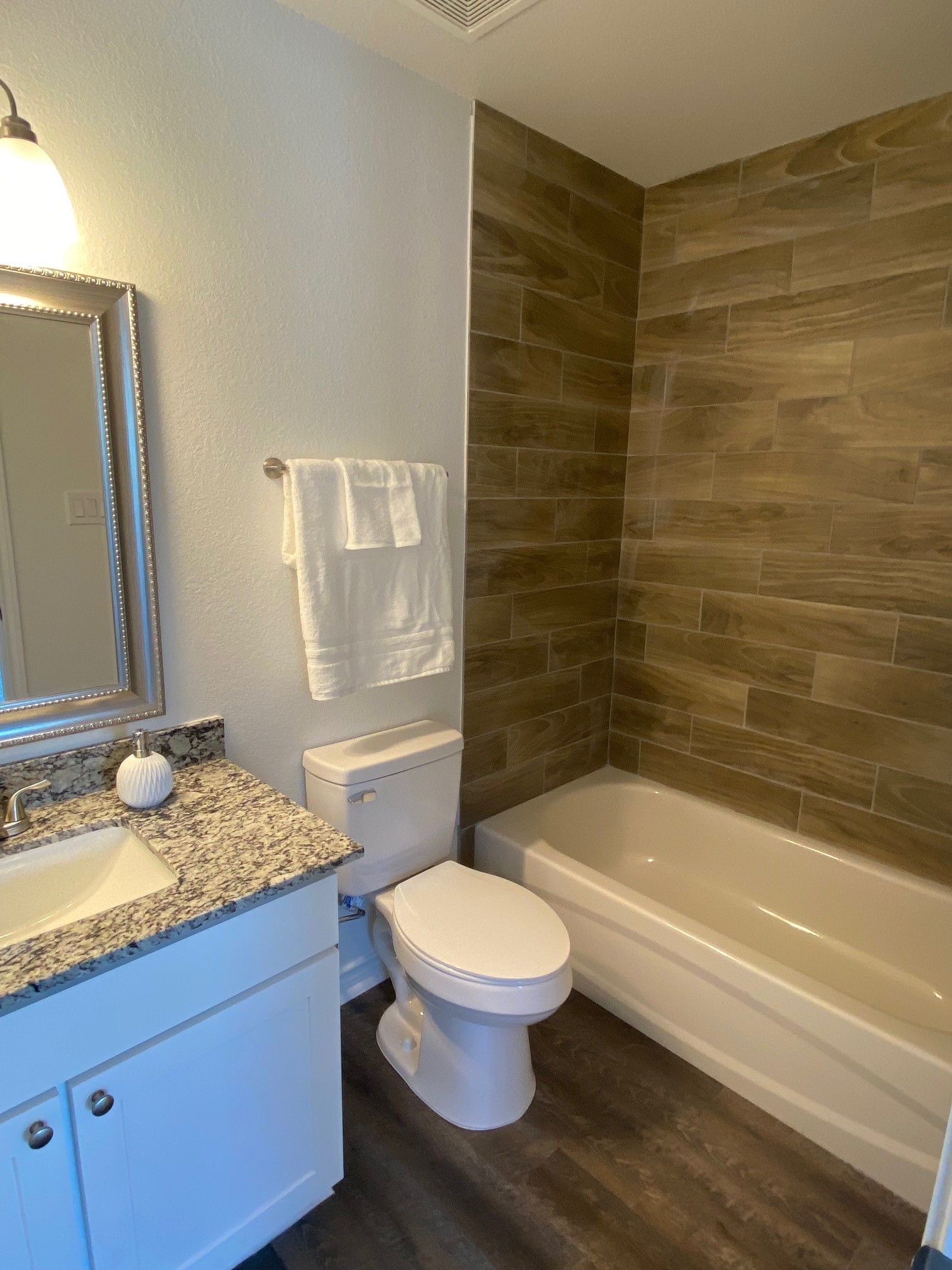 24029 Wildwood 29 Property Photo 19
