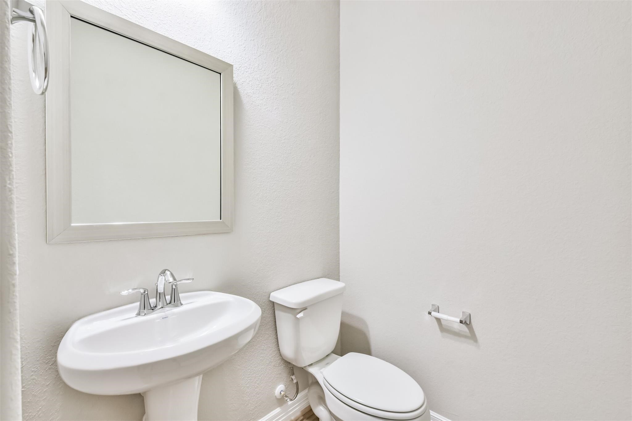 8211 Chartres Wind Drive Property Photo 17
