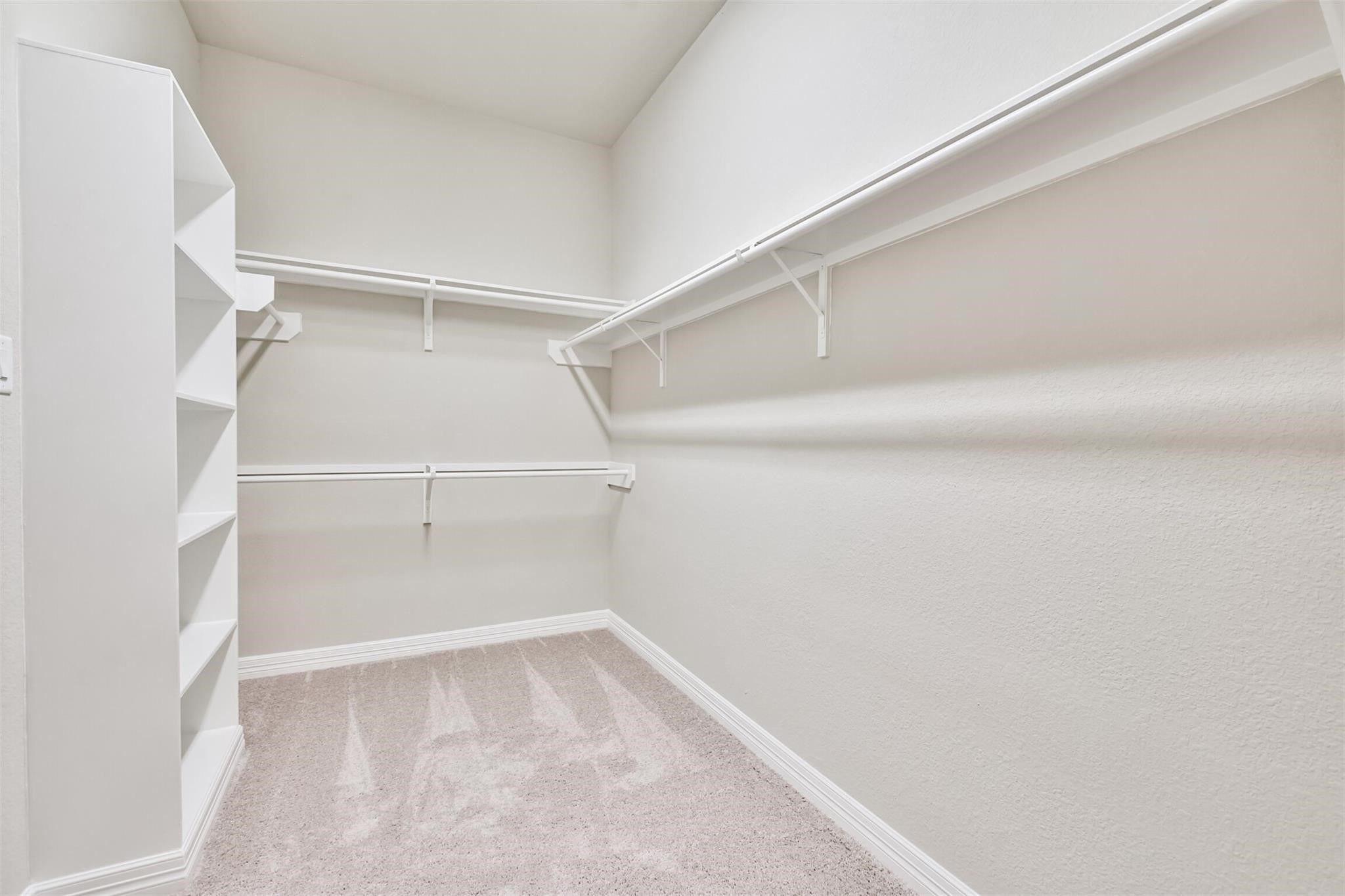8211 Chartres Wind Drive Property Photo 24