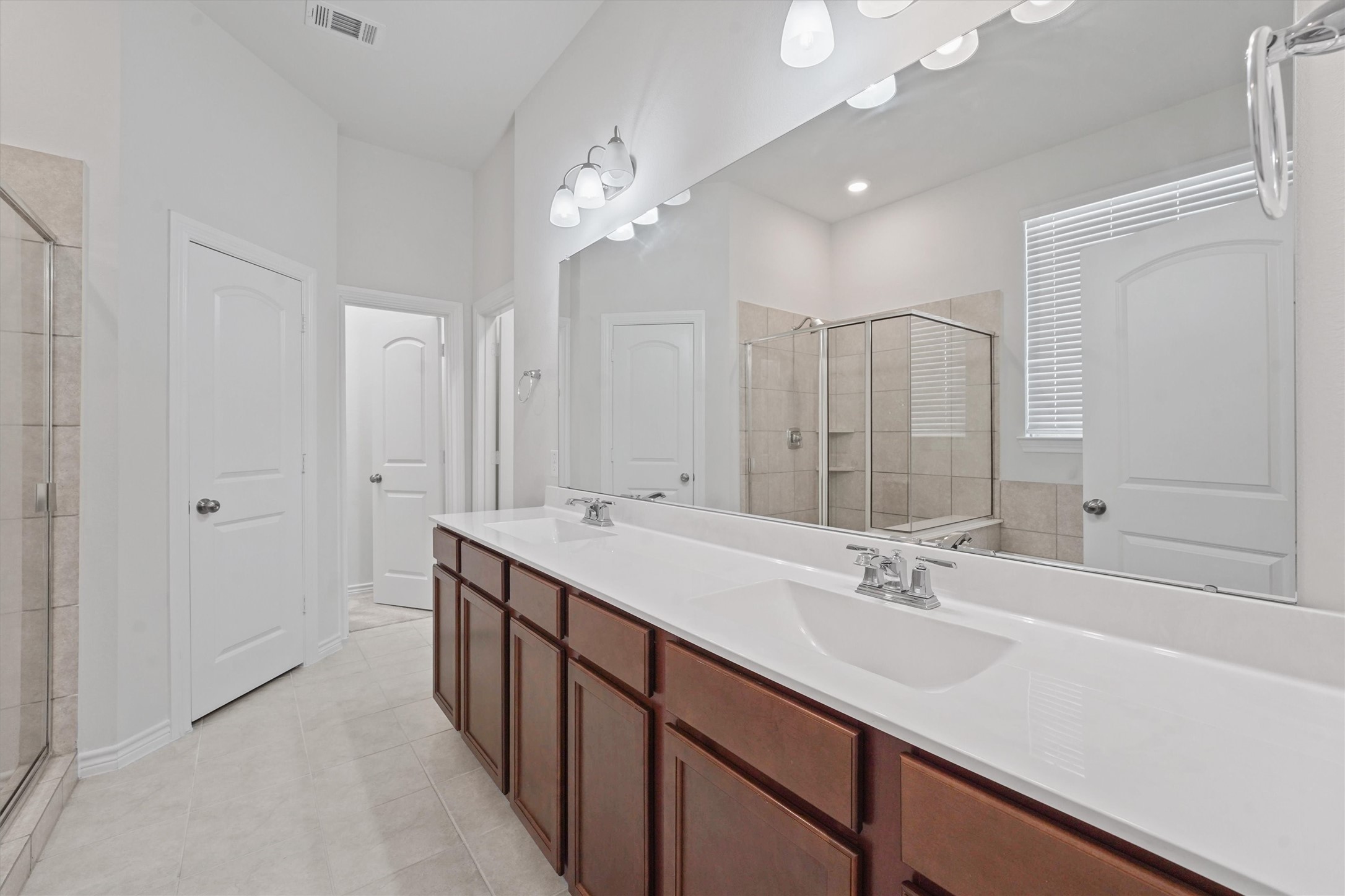 7203 Buckthorn Hollow Trail Property Photo 10