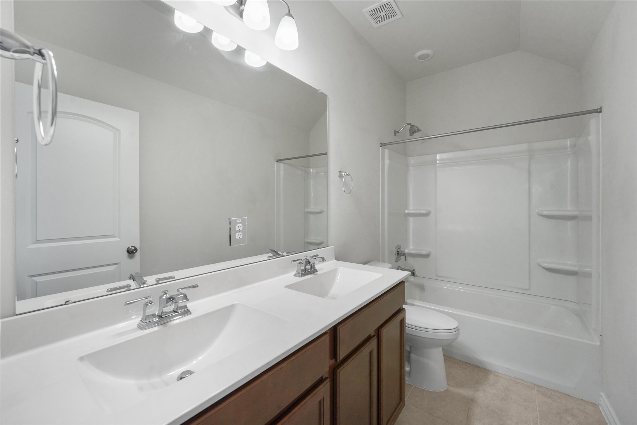 7203 Buckthorn Hollow Trail Property Photo 21