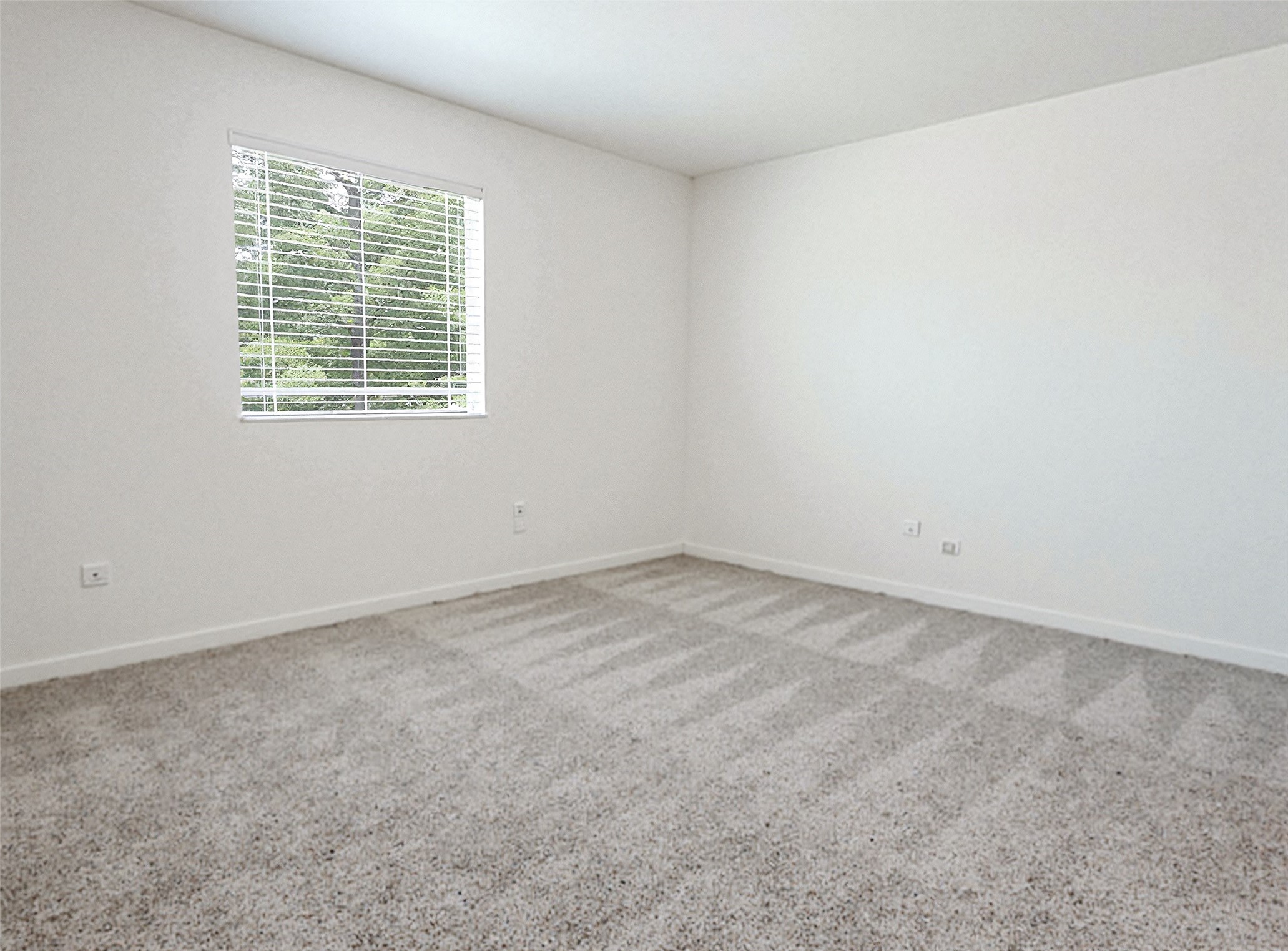 21155 Gosling Road 8a Property Photo 8