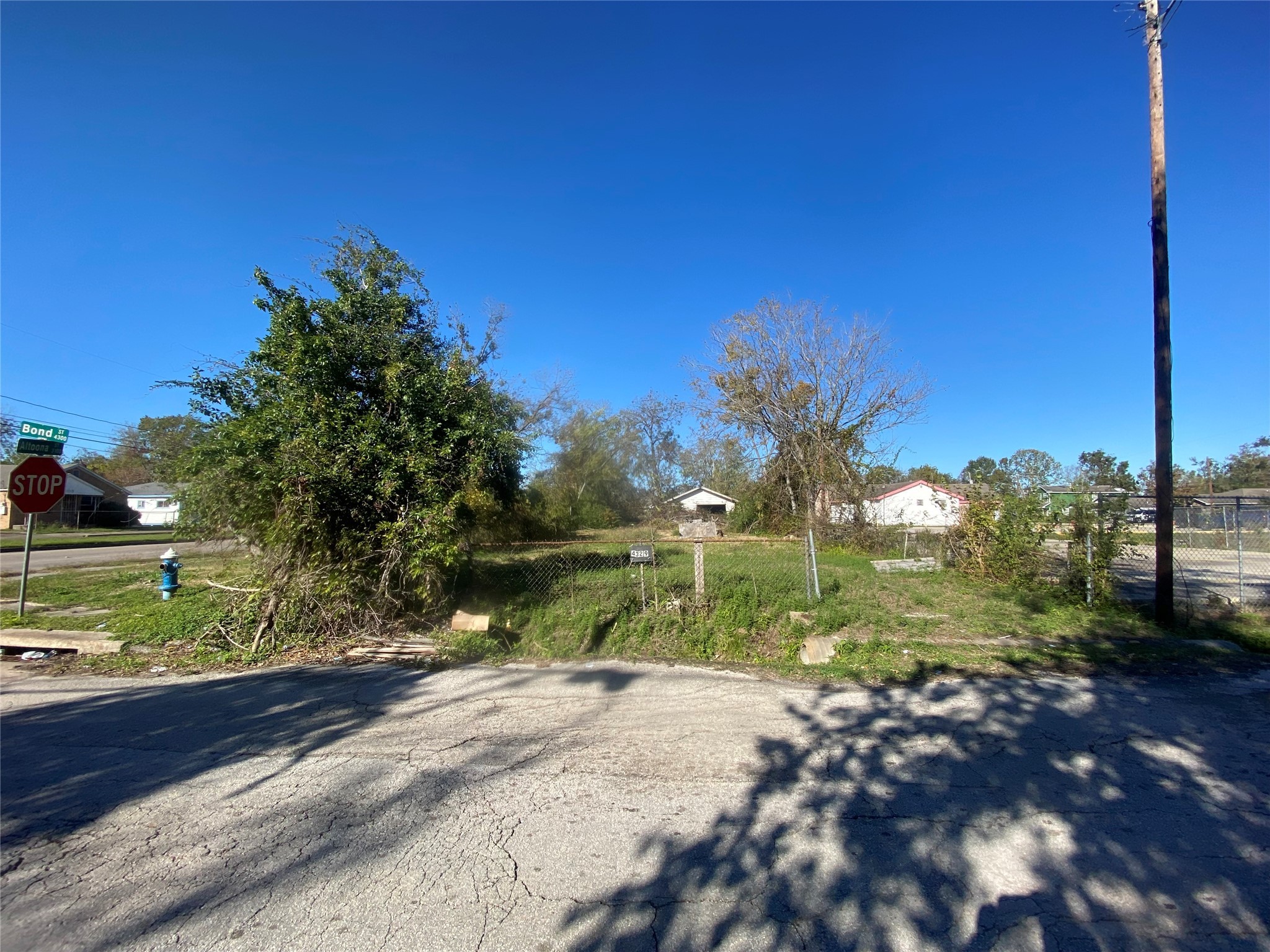 4329 Bond Street Property Photo 1