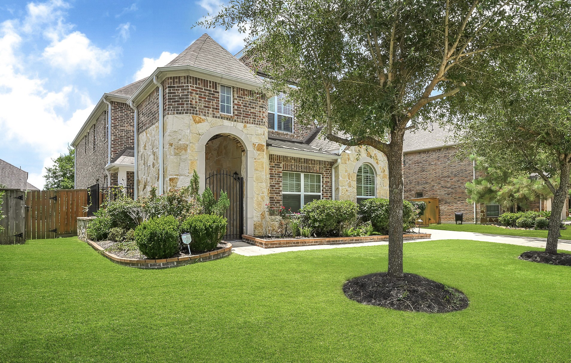 27415 Sunrise Ranch Lane Property Photo 2