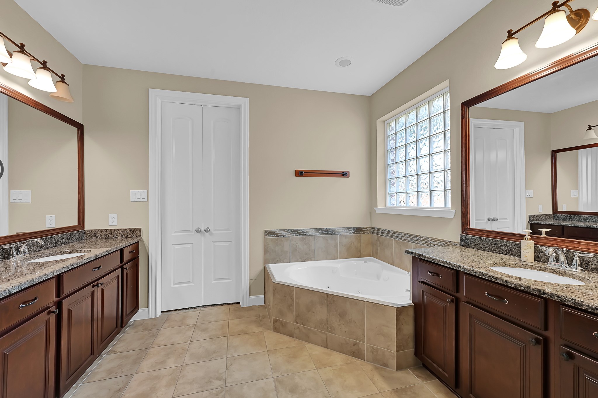 27415 Sunrise Ranch Lane Property Photo 14