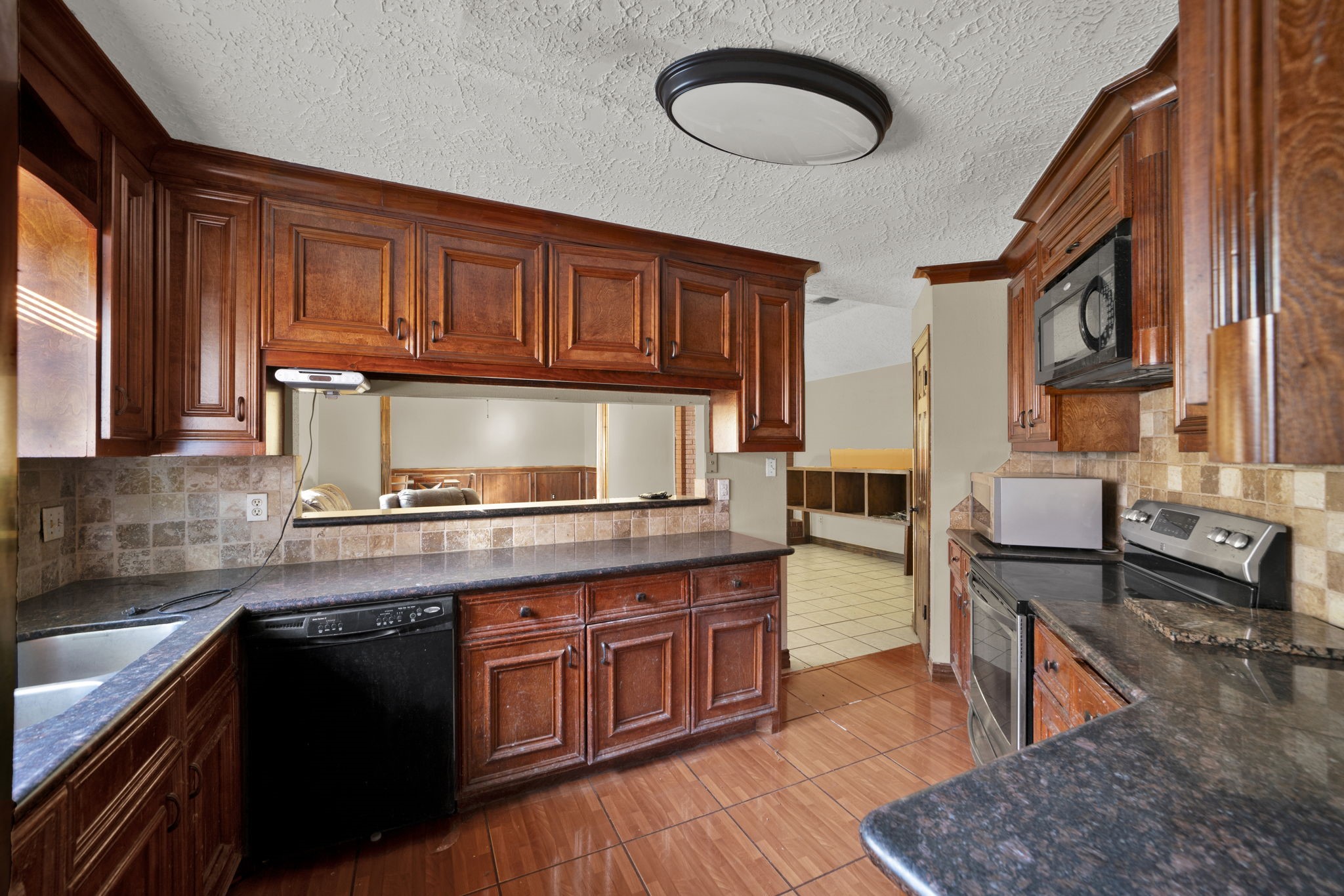 14915 Welbeck Drive Property Photo 10