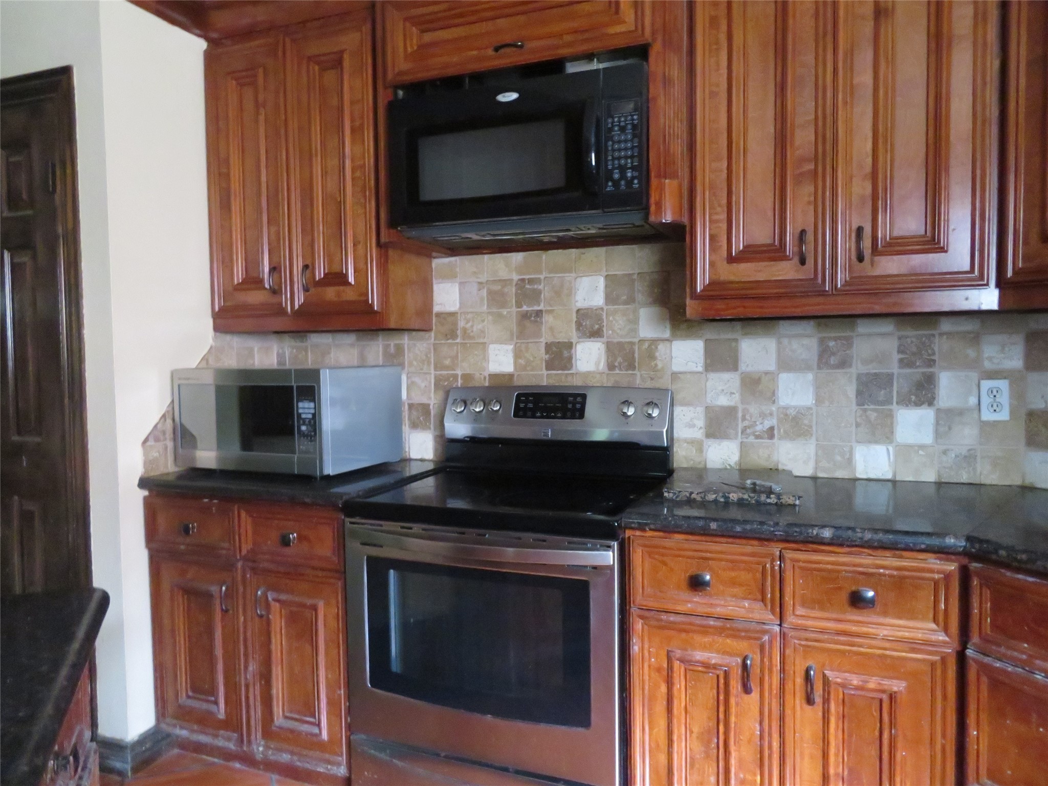 14915 Welbeck Drive Property Photo 11