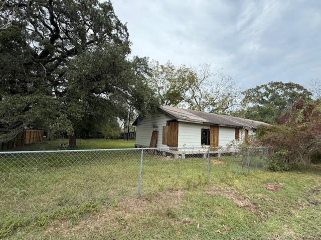 1005 N Jones St Property Photo 1