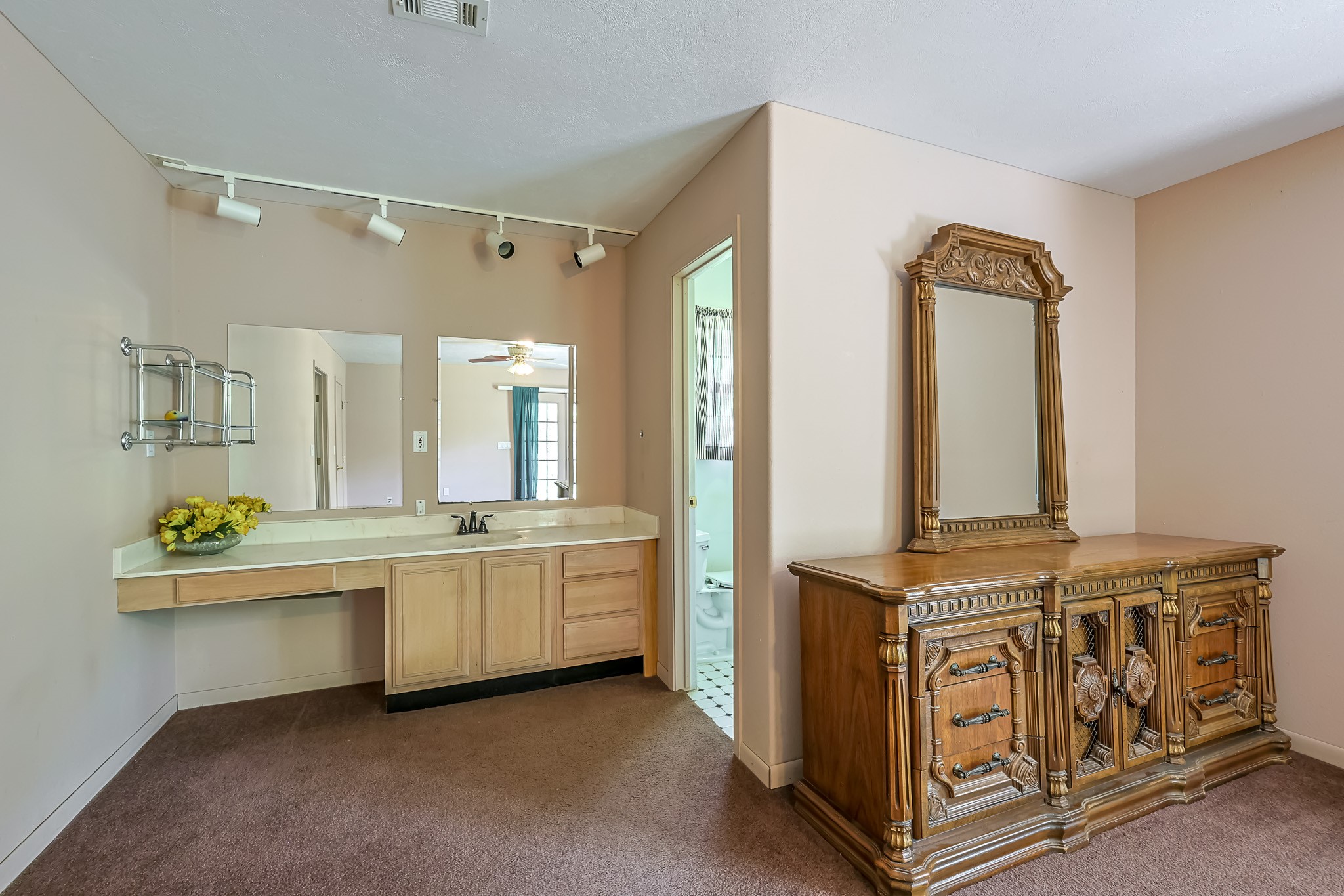 8 Vick Road Property Photo 23