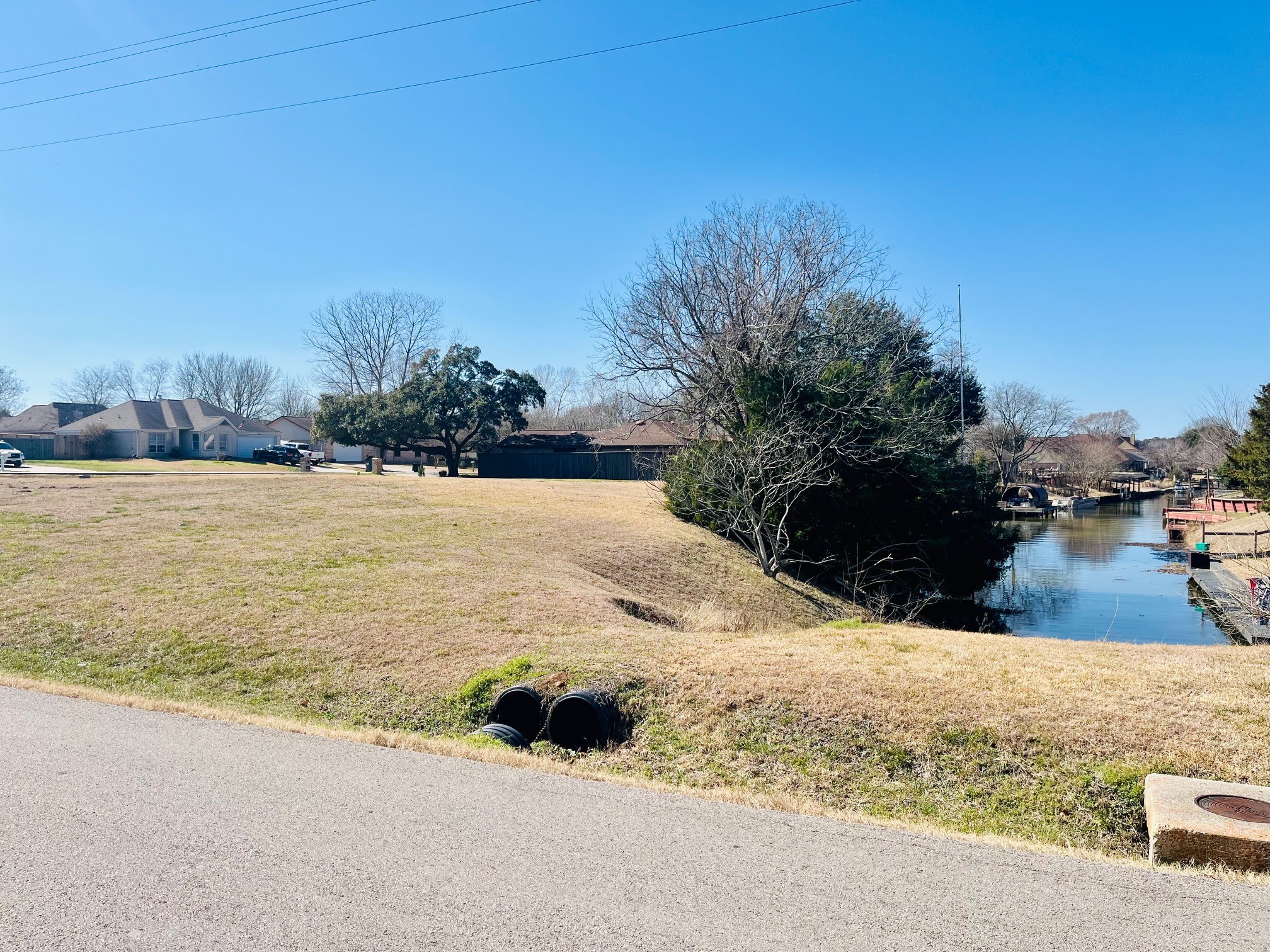 13170 Bunker Hill Drive Property Photo 5