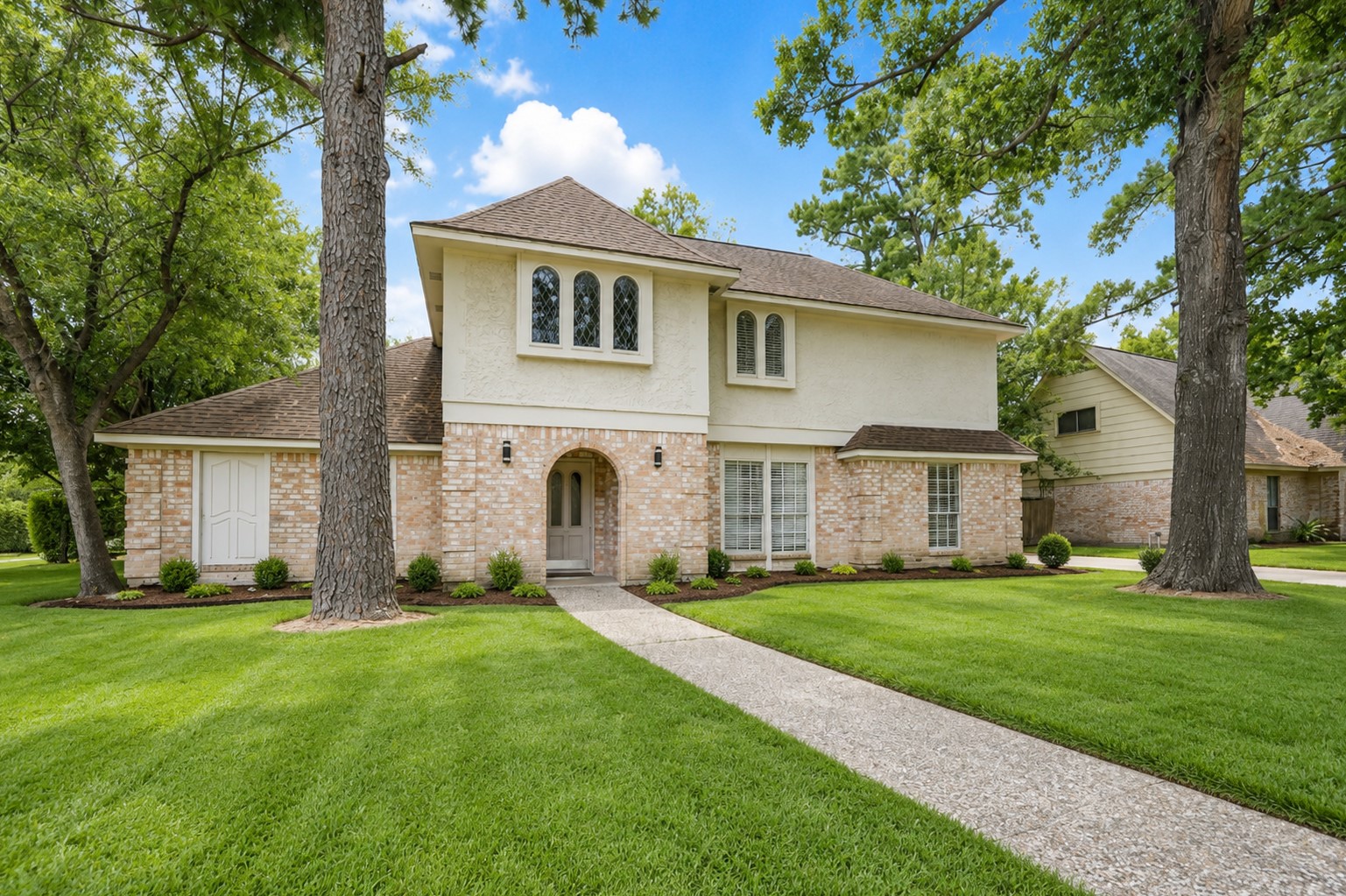 11711 Gardenglen Drive