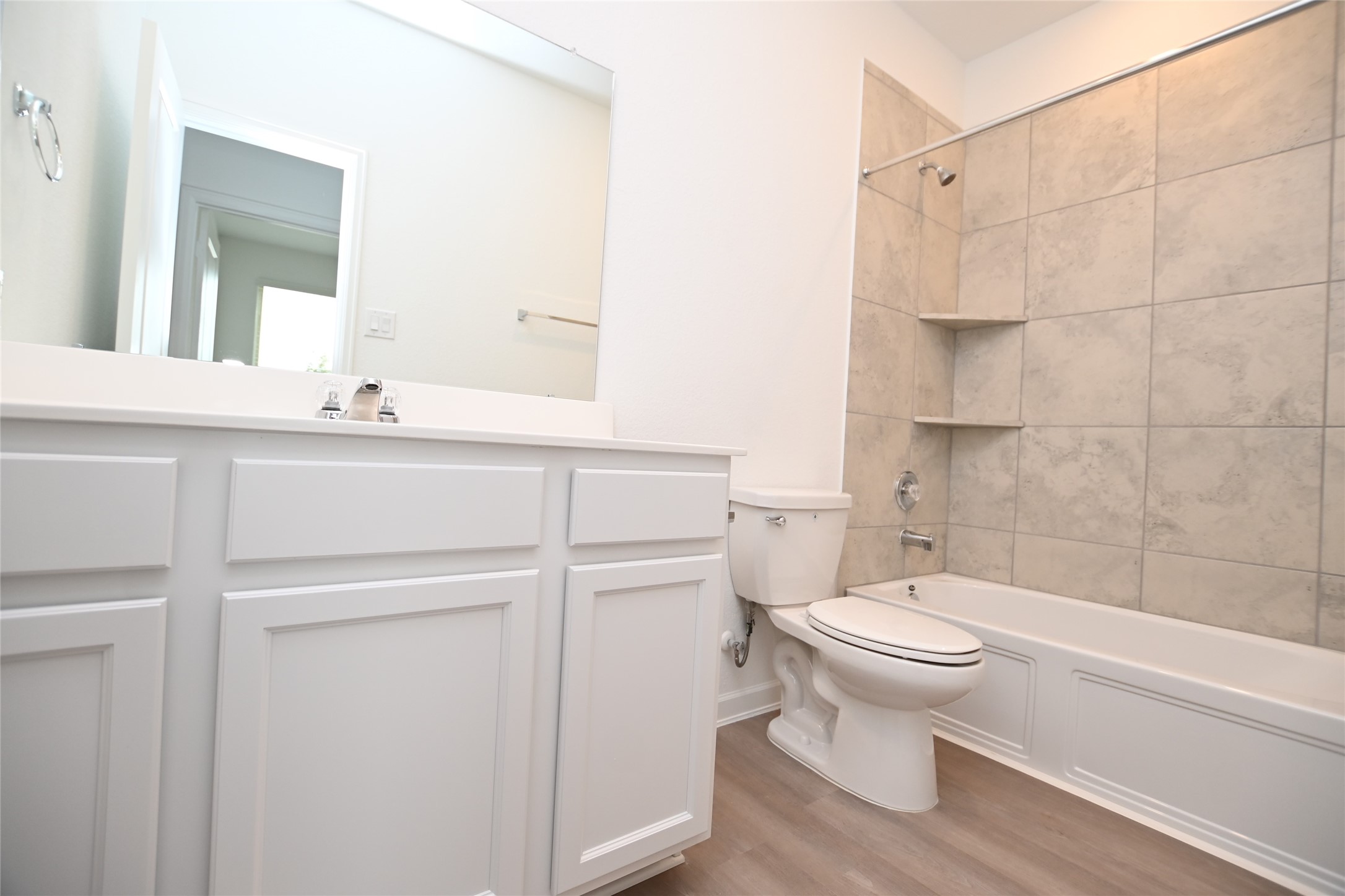 3306 Driftwood Meadow Lane Property Photo 12