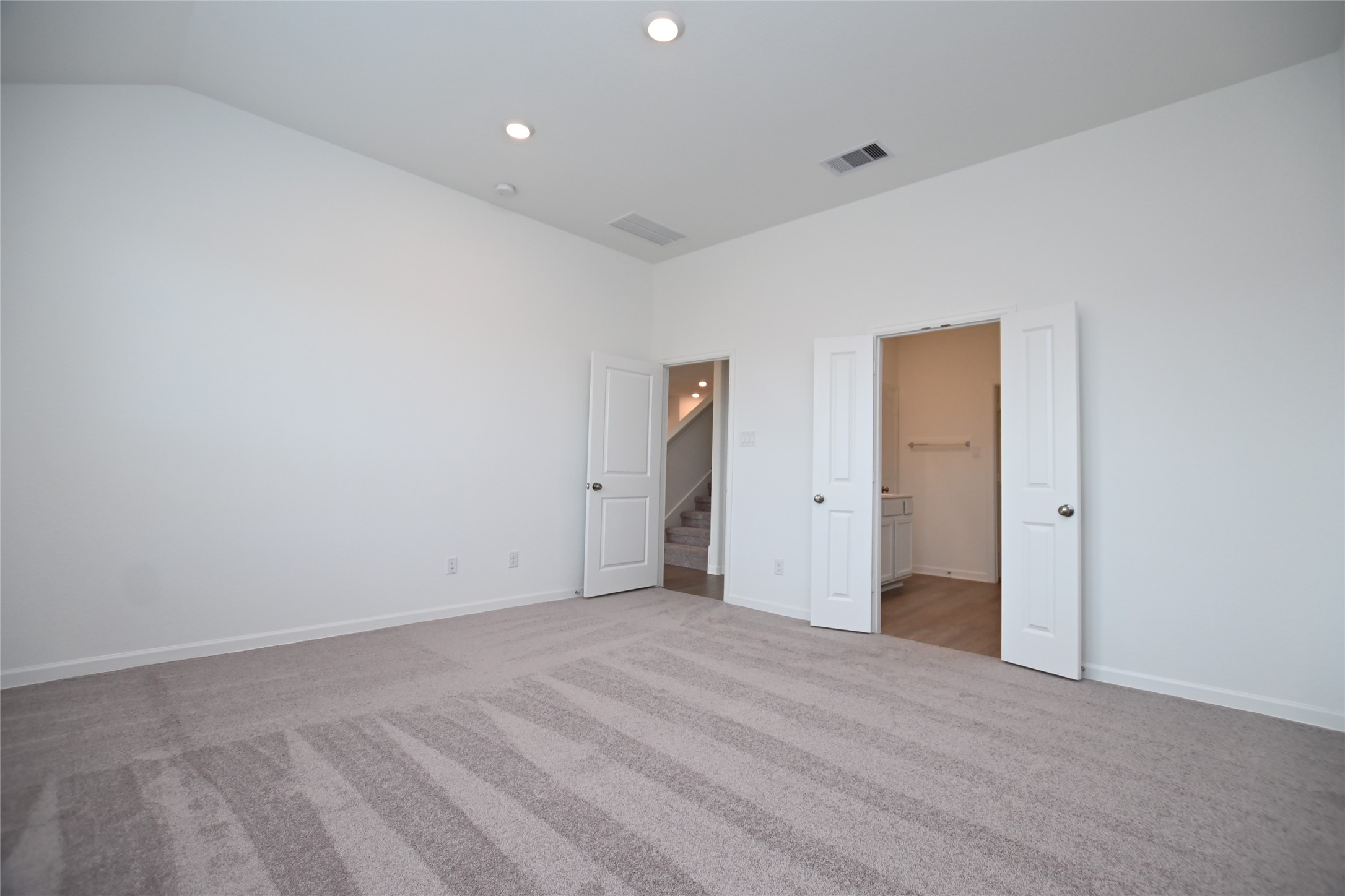 3306 Driftwood Meadow Lane Property Photo 13