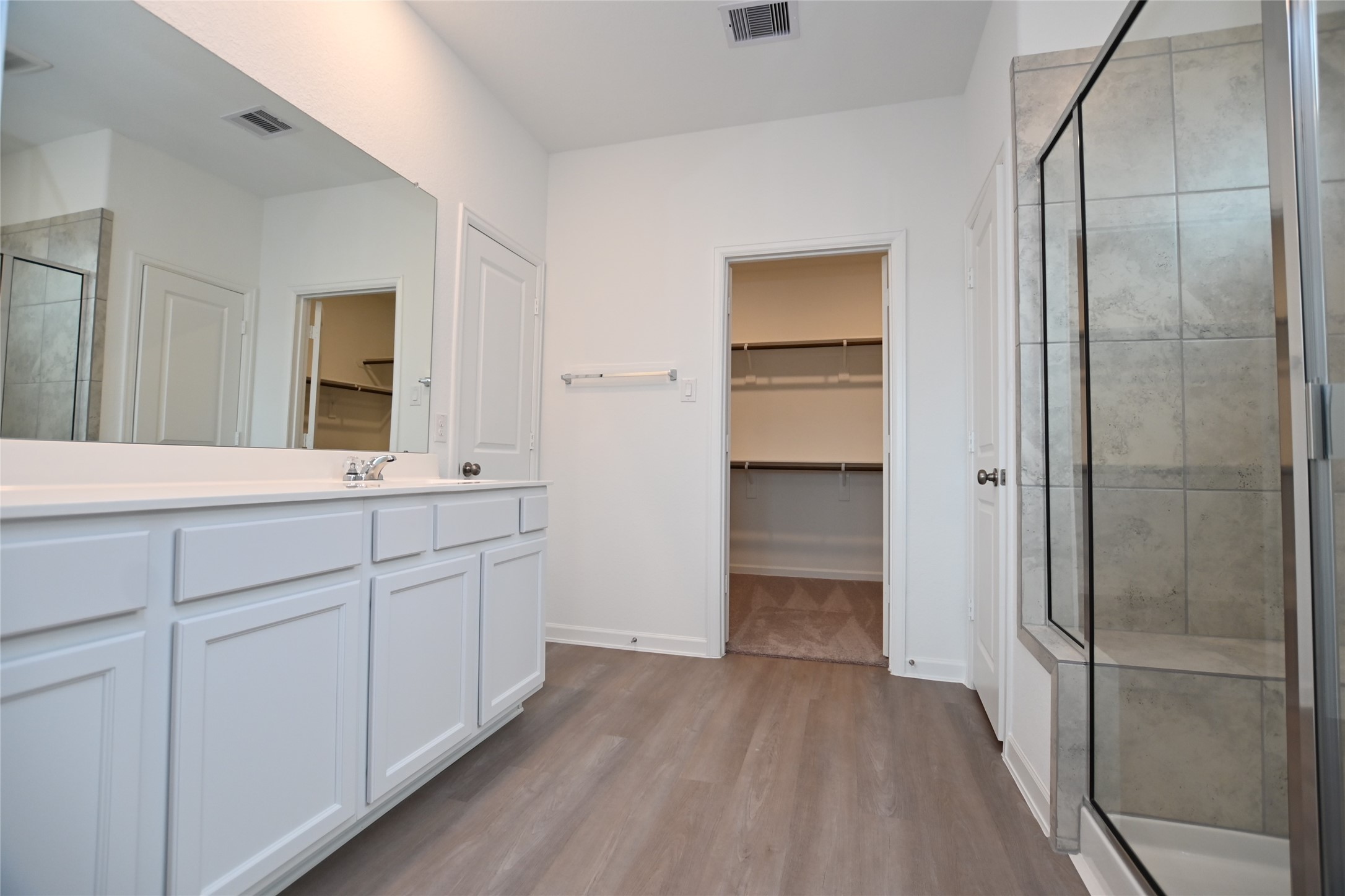 3306 Driftwood Meadow Lane Property Photo 14