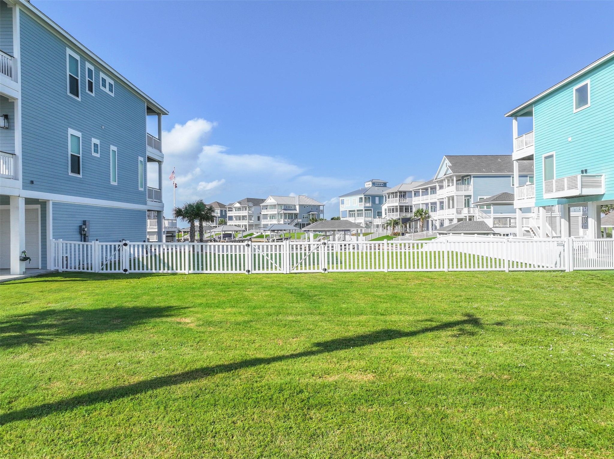 4119 Bluewing Teal Court Property Photo 2