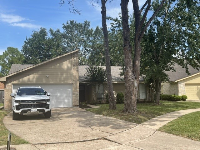 3807 Lamplighter Circle Property Photo 1