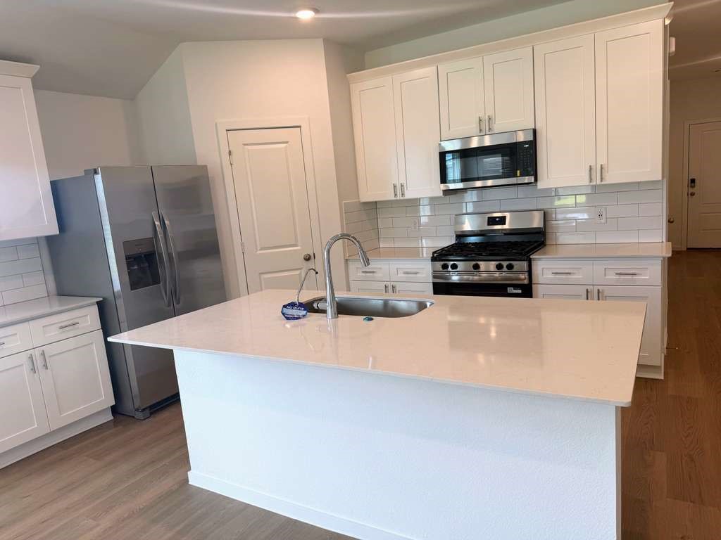 9042 Shady Cabana Way Property Photo 16