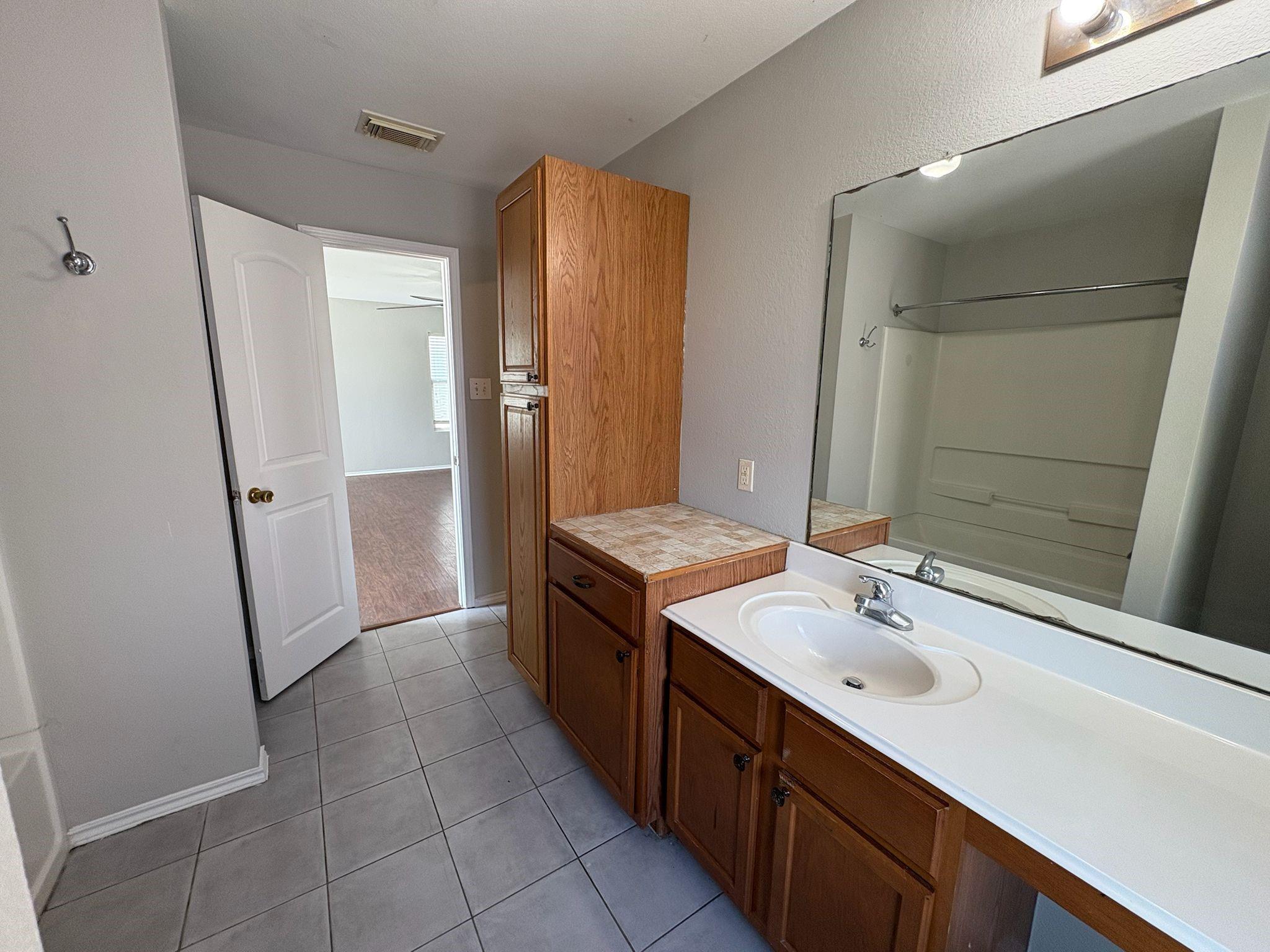 7810 Maverick Trace Lane Property Photo 16